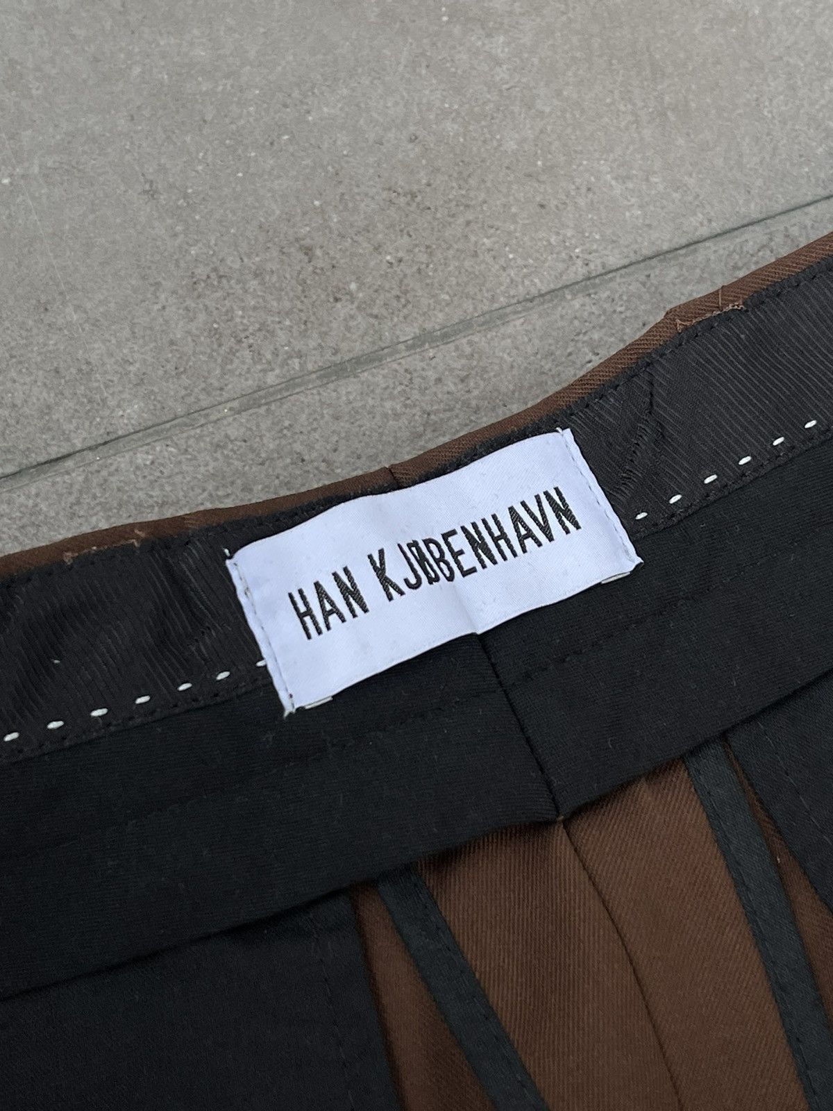 Han Kjobenhavn !DS! AW22 Han Kjobenhavn Boxy Suit Brown Suit Size 44R - 22 Thumbnail