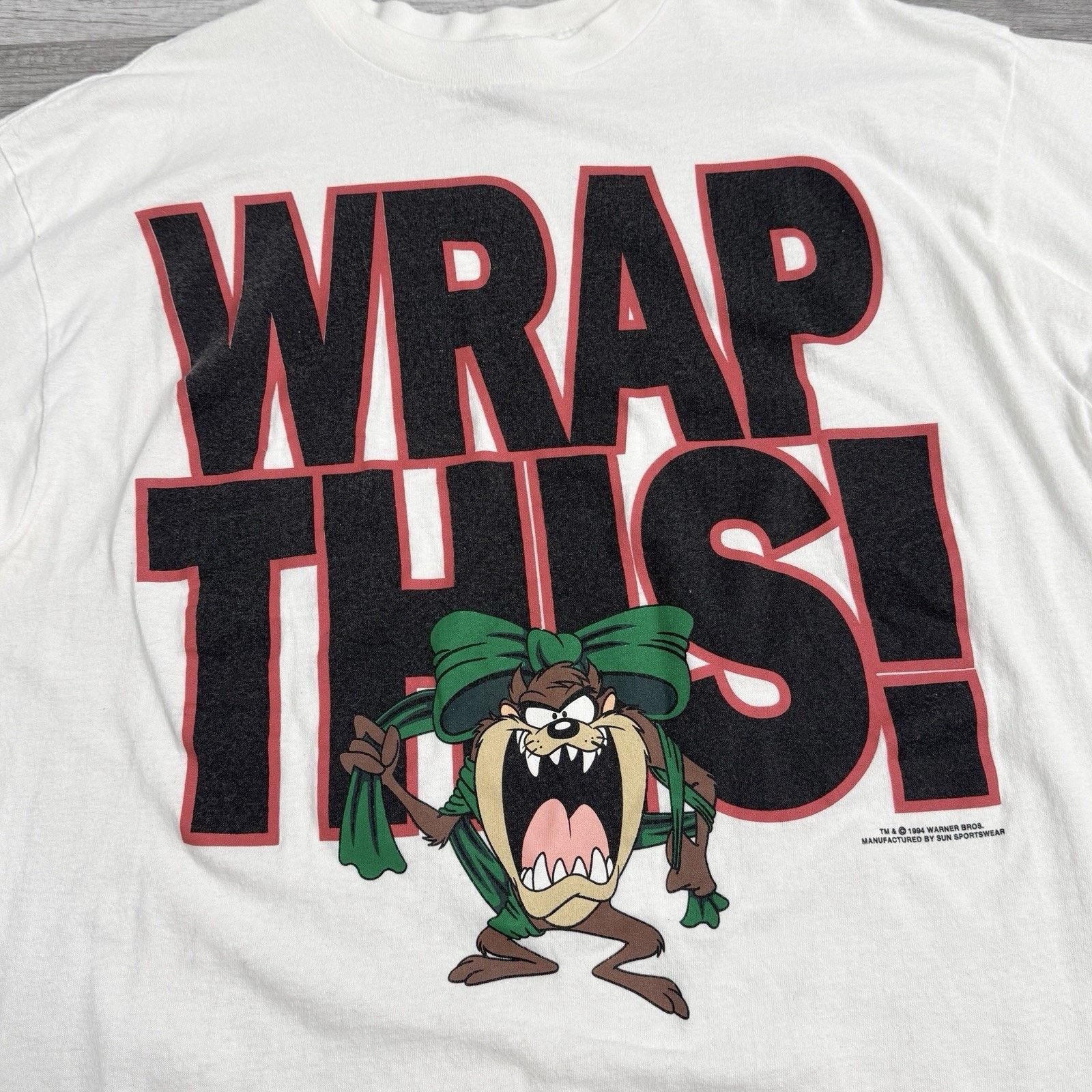 Tudor × Vintage Vintage 90s Looney Tunes Taz Wrap This Christmas T-Shirt Size US XL / EU 56 / 4 - 4 Thumbnail