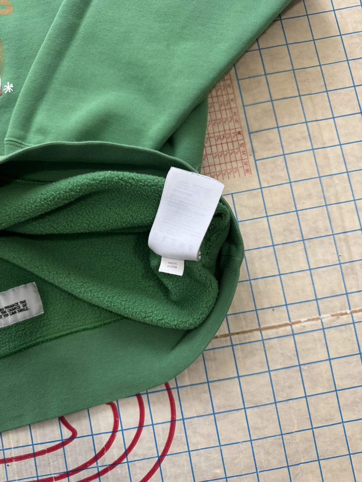 Nike × Vintage Vintage Y2K Nike Shoes Never Smile Crewneck Sweater Green Size US L / EU 52-54 / 3 - 17 Thumbnail