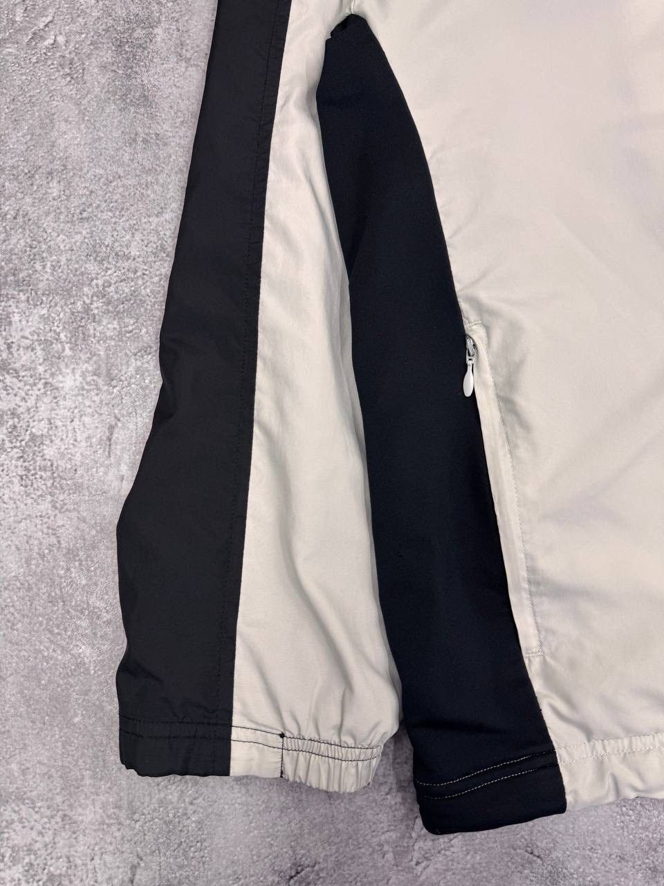 Nike Nike Men's Lightweight Jacket Black/ Grey Size S Size US S / EU 44-46 / 1 - 5 Thumbnail