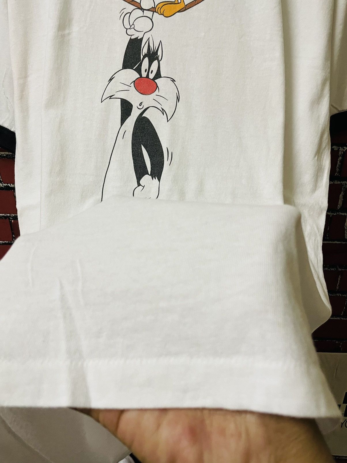 Warner Bros VINTAGE LOONEY TUNES CARLIFORNIA 90s SHIRTS Size US L / EU 52-54 / 3 - 8 Thumbnail