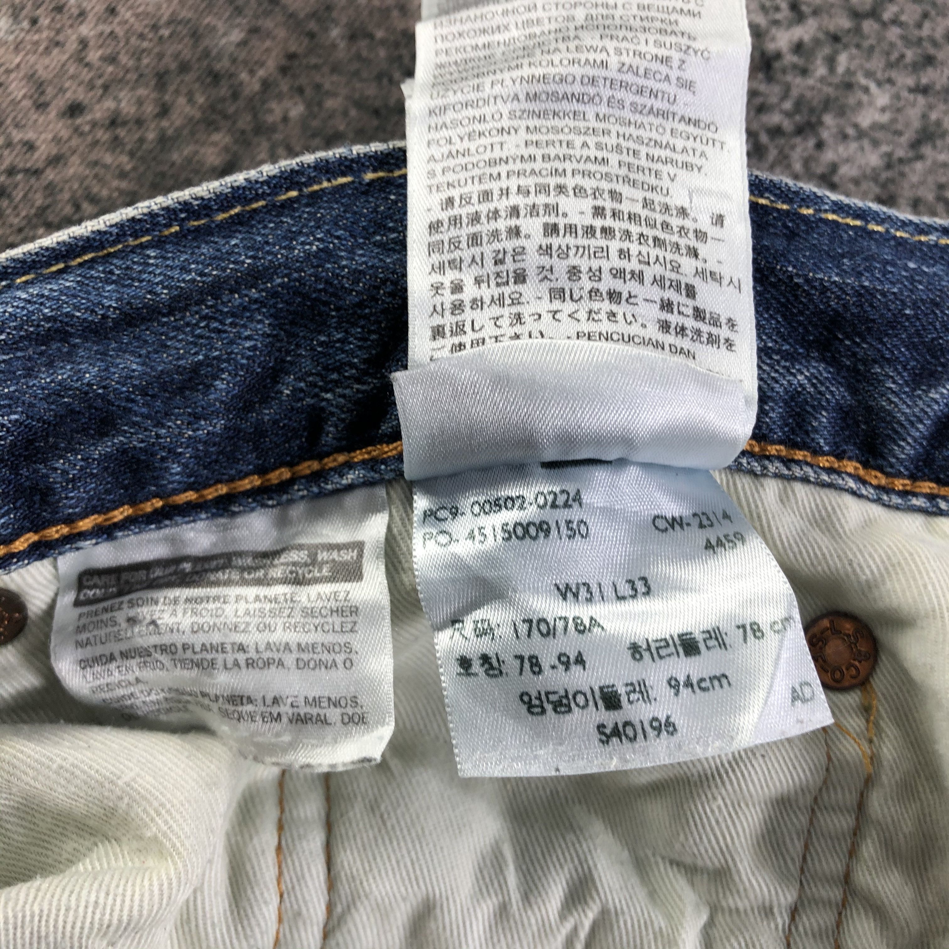 Levi's Vintage Levis 502 Jeans Blue Wash Denim KJ3136 Size US 31 - 10 Thumbnail