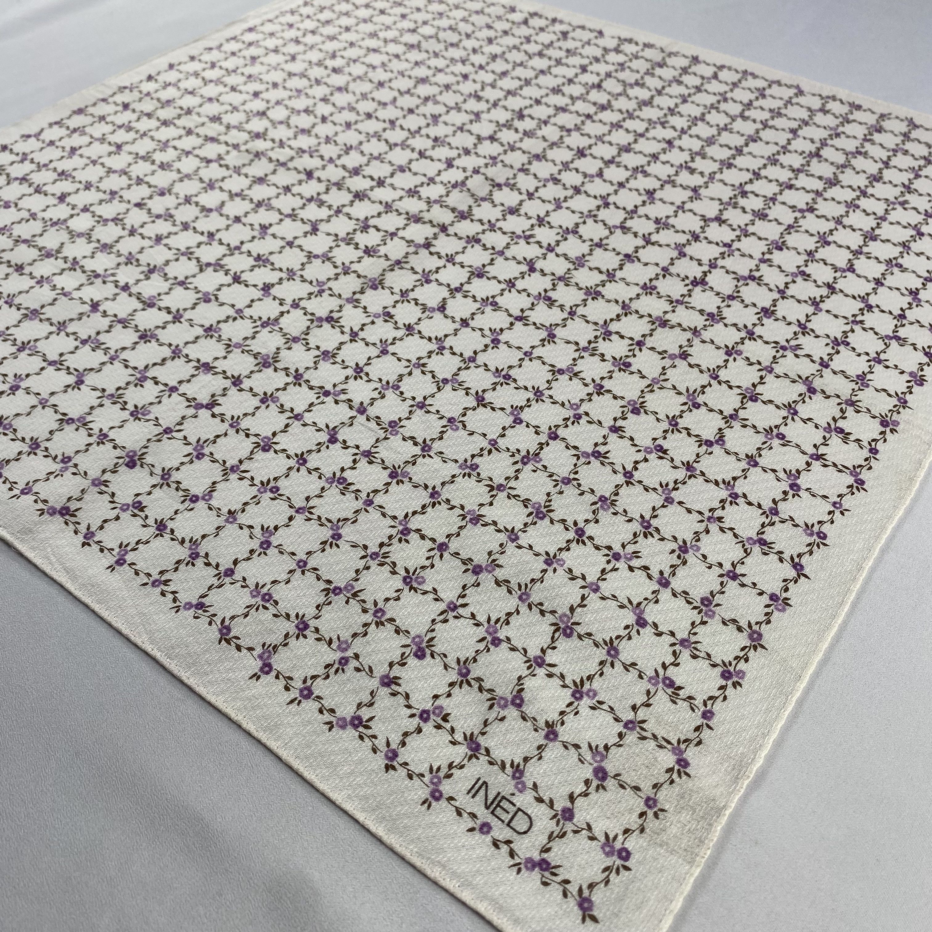 Vintage Ined Handkerchief / Neckerchief / Bandana-P683 Size ONE SIZE - 2 Thumbnail