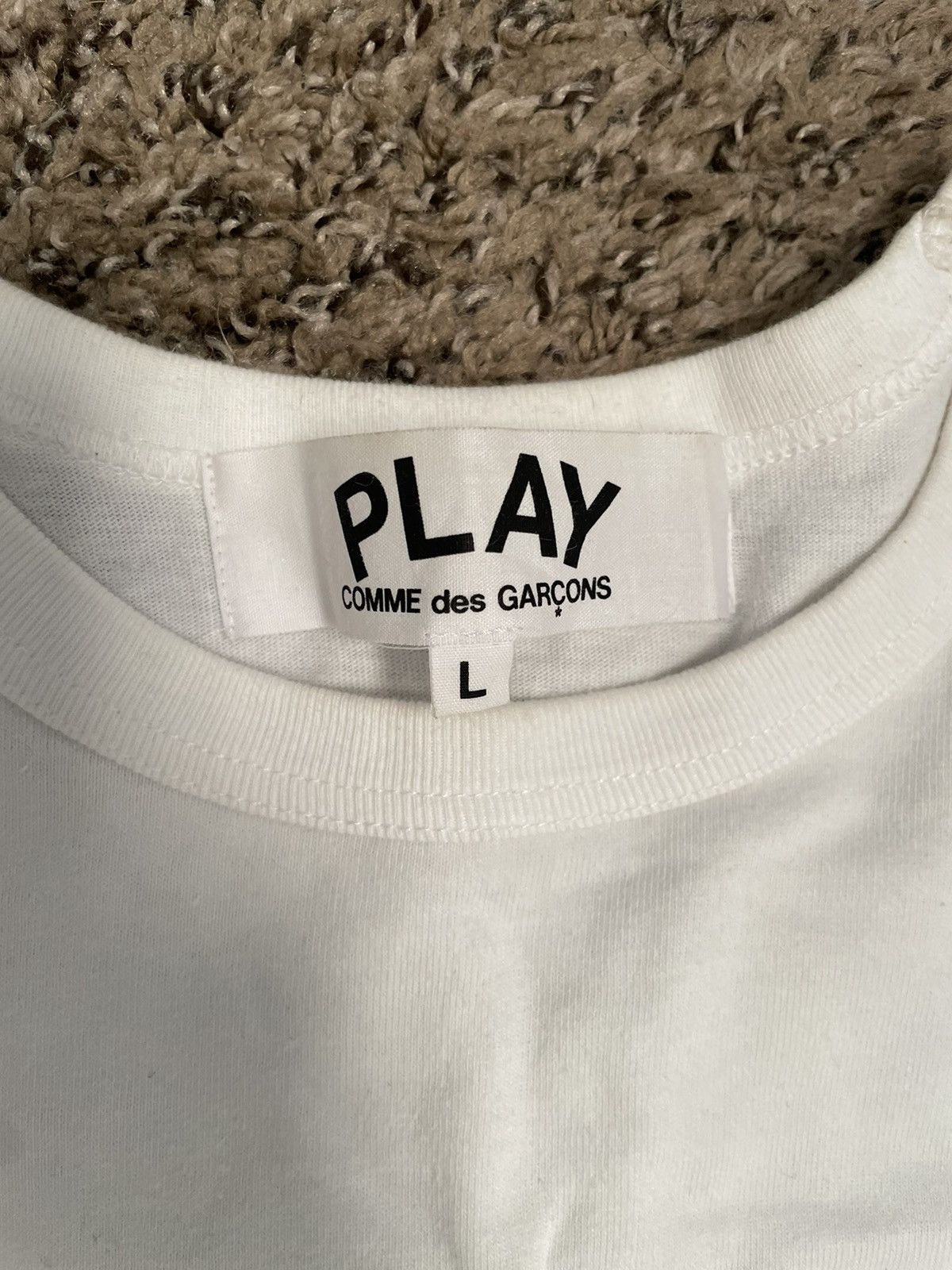 Comme des Garcons Comme des garcons red and white t-shirt Size US L / EU 52-54 / 3 - 4 Thumbnail