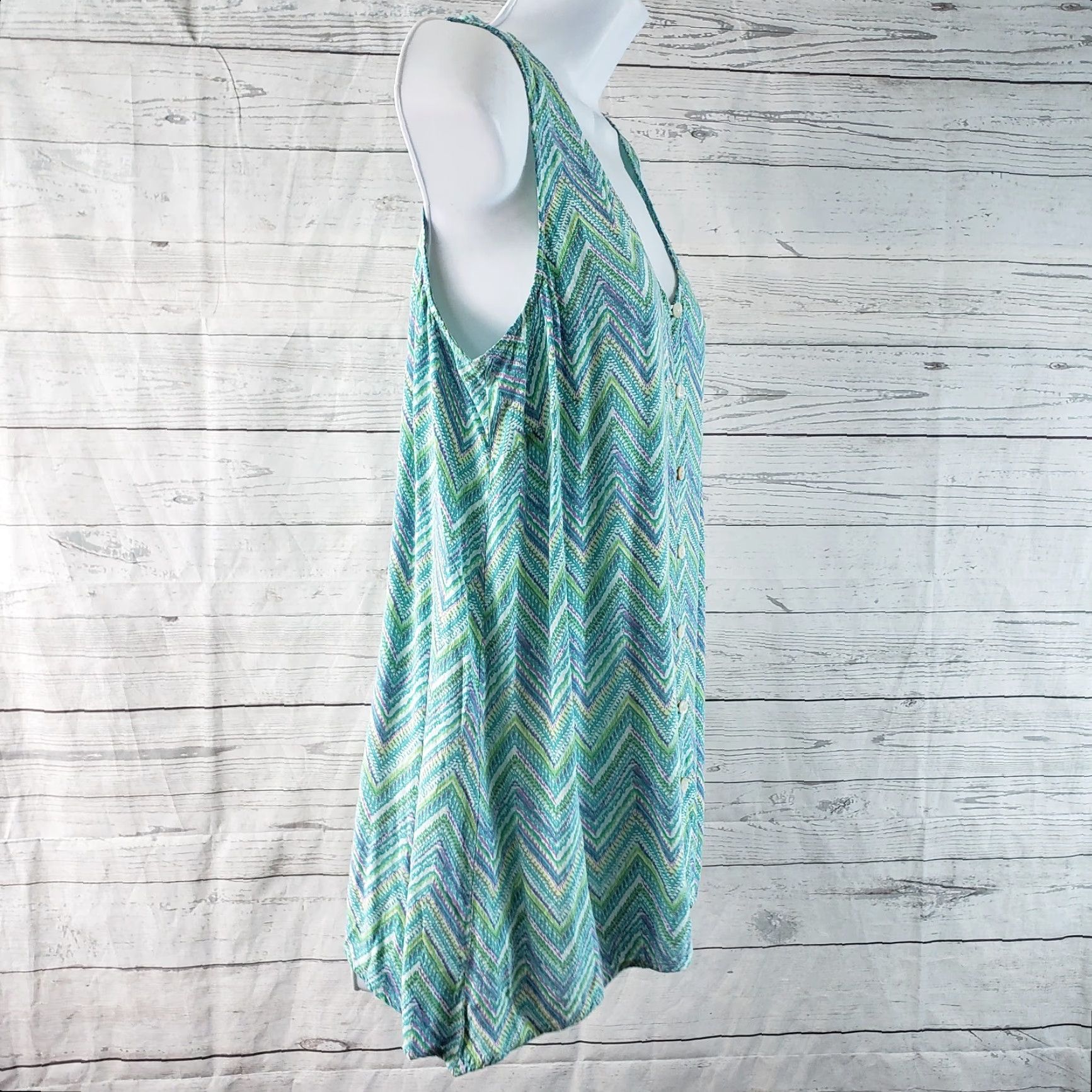 J. Jill J. Jill Womens Button Front Tank Top Sz S V-Neck Sleeveless Green Purple Chevron - 19" Width 24" Length - Basic Rayon Shirt Size S / US 4 / IT 40 - 3 Thumbnail