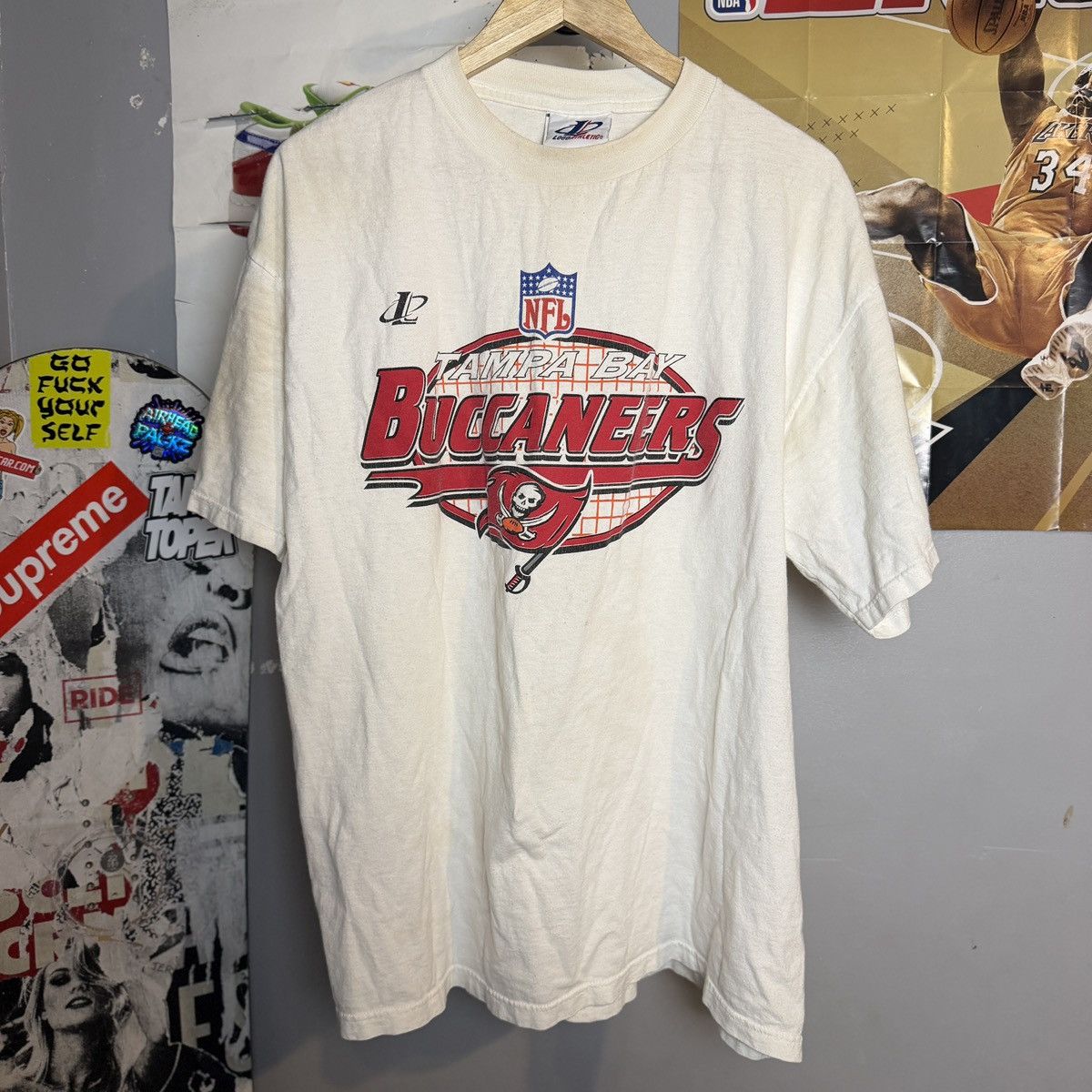 NFL Vintage 90s tampa bay bucaneers Size US XL / EU 56 / 4 - 1 Thumbnail