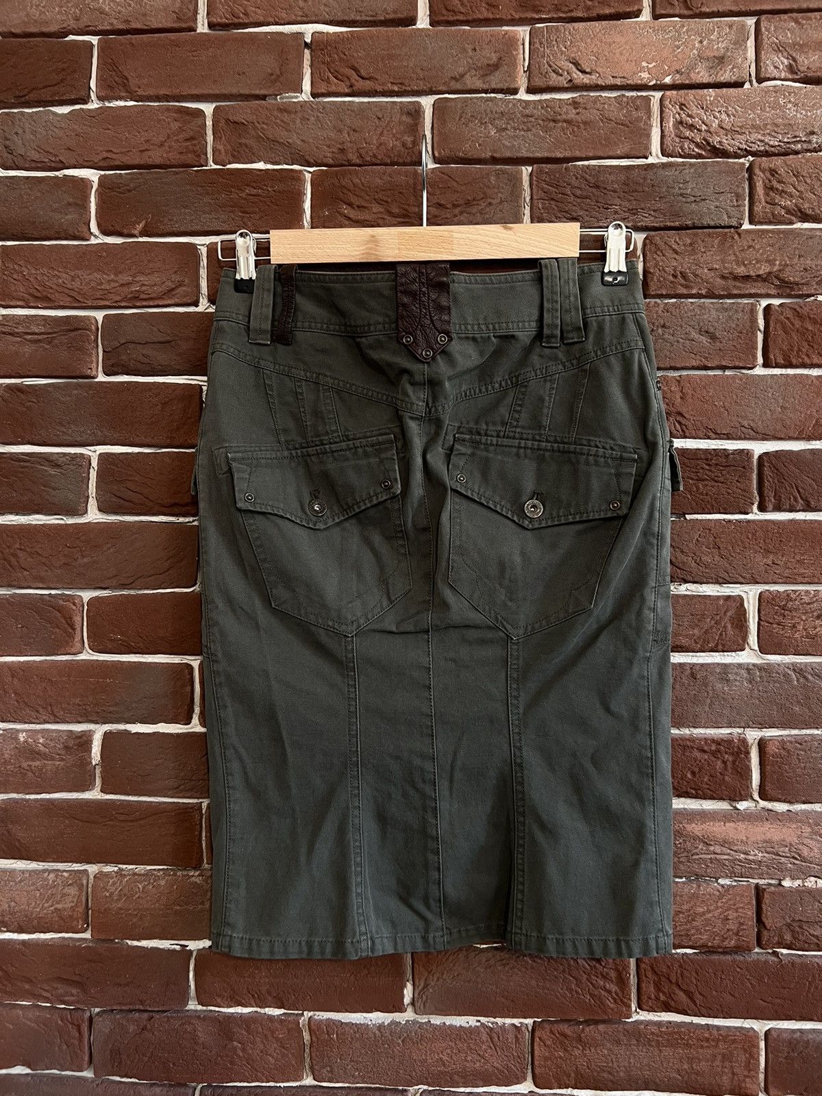 Diesel Y2K Diesel Vintage Bondage Cargo Pleated MIDI Skirt Size 28" / US 6 / IT 42 - 2 Thumbnail