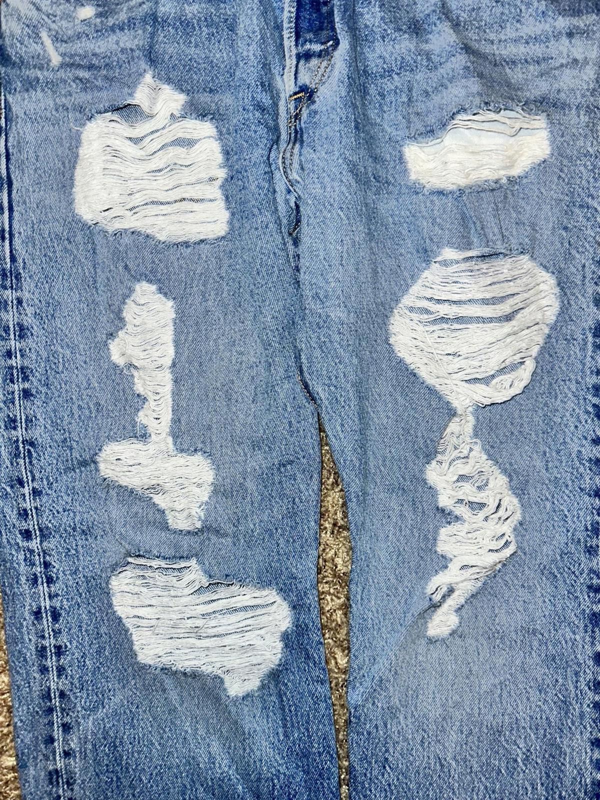 Levi's Men's Levi's 501® Original Fit Ripped Jeans Size US 35 - 3 Thumbnail