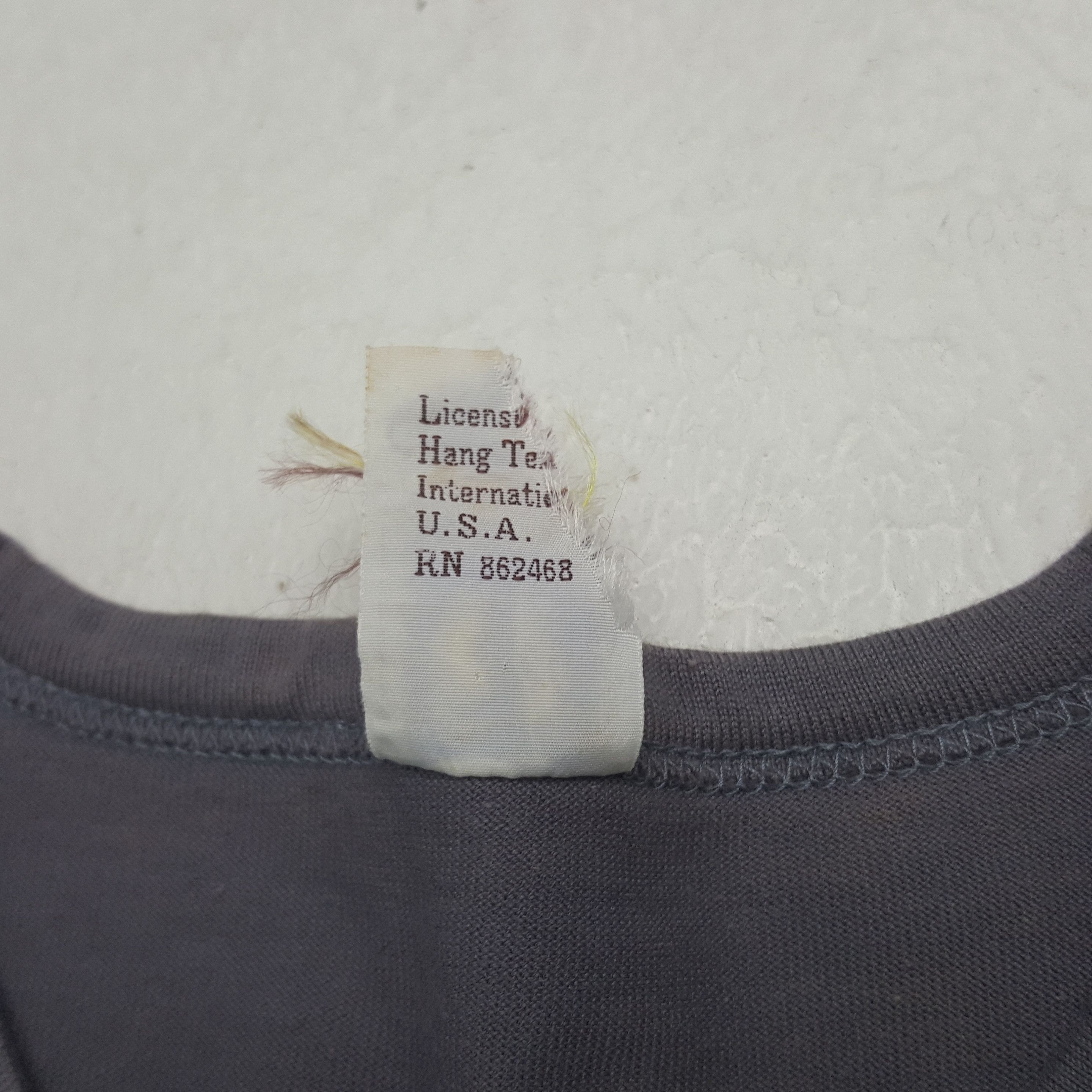 Hang Ten Vintage Hang Ten Embroidery Logo T-shirt Size US S / EU 44-46 / 1 - 6 Thumbnail