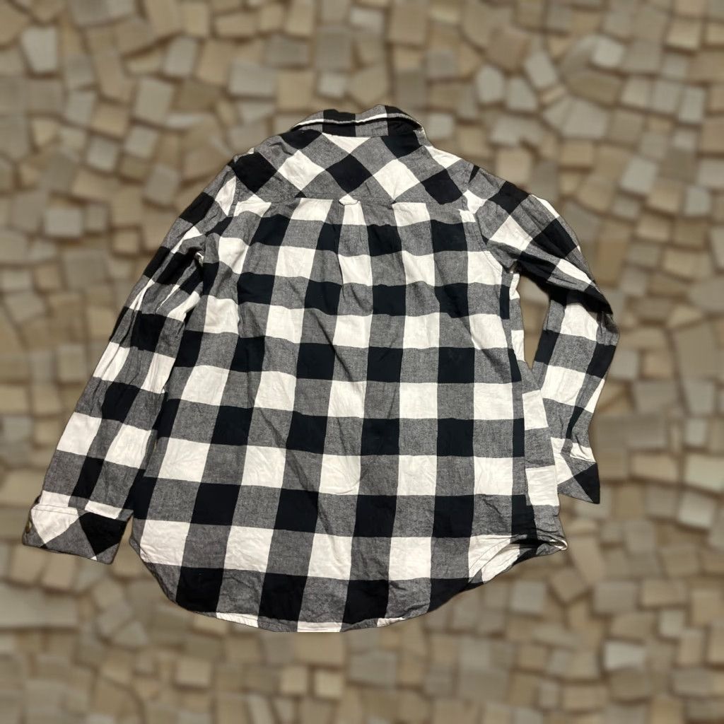 Vintage **Women's Size Medium Plaid Sonoma Shirt, Long Sleeve Button Up** User: Women's Size Medium Plaid Sonoma Shirt, Long Sleeve Button Up Size M / US 6-8 / IT 42-44 - 1 Thumbnail