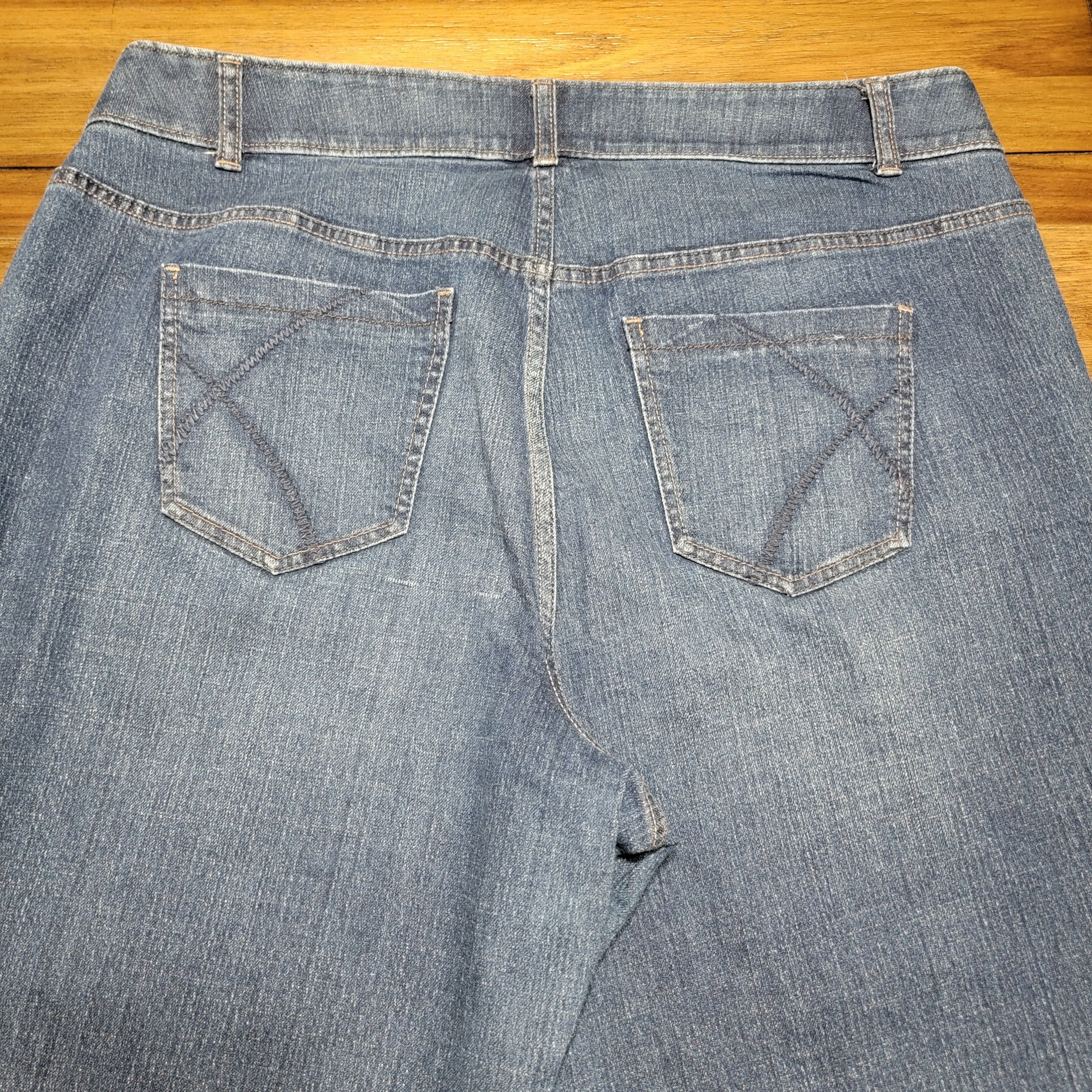 Other Lane Bryant Flare Jeans w/ Tighter Tummy Technology - 18 Ave Size 38" / US 16 / IT 52 - 4 Thumbnail