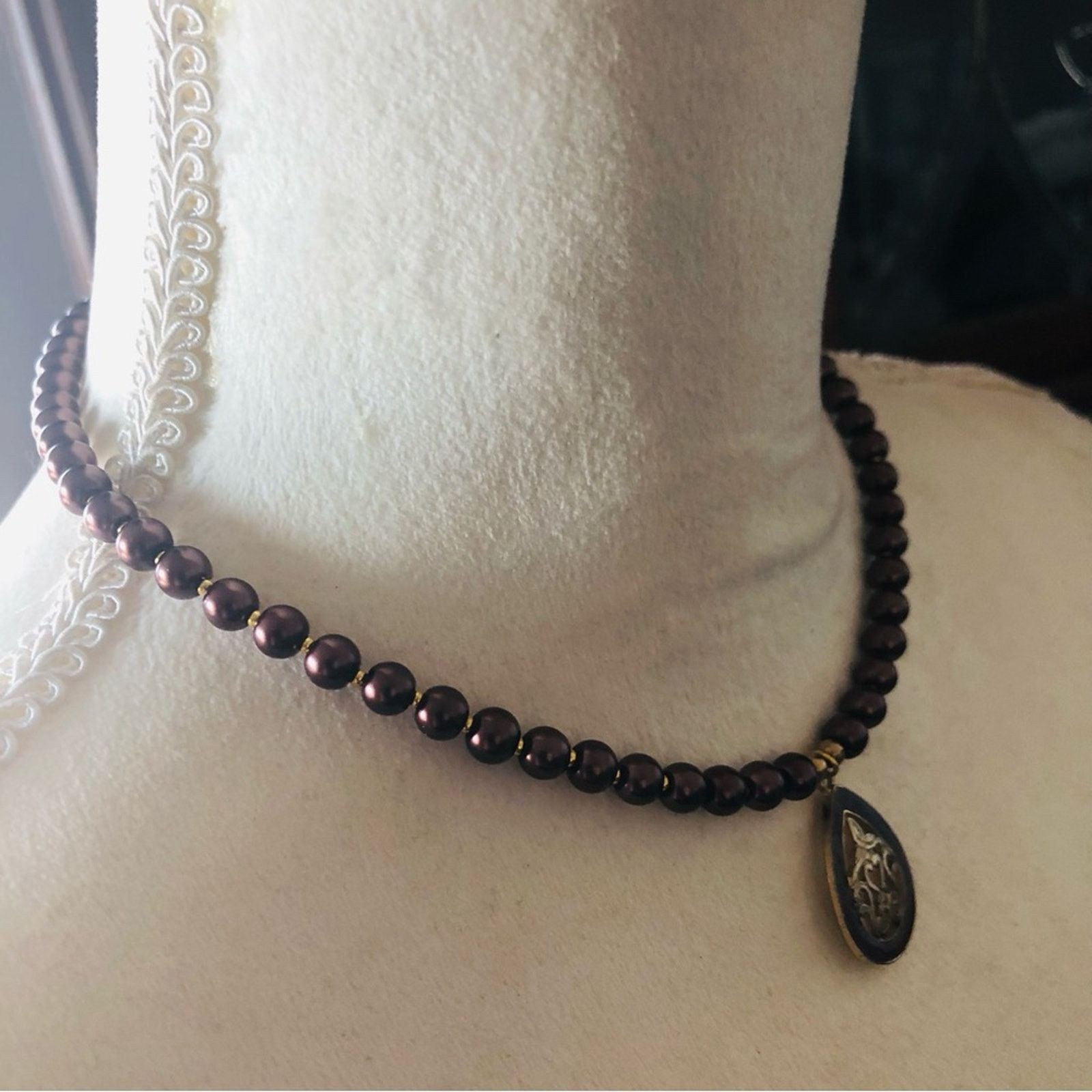Handmade Handcrafted repurpose filigree medallion Pearl necklace Size ONE SIZE - 4 Thumbnail