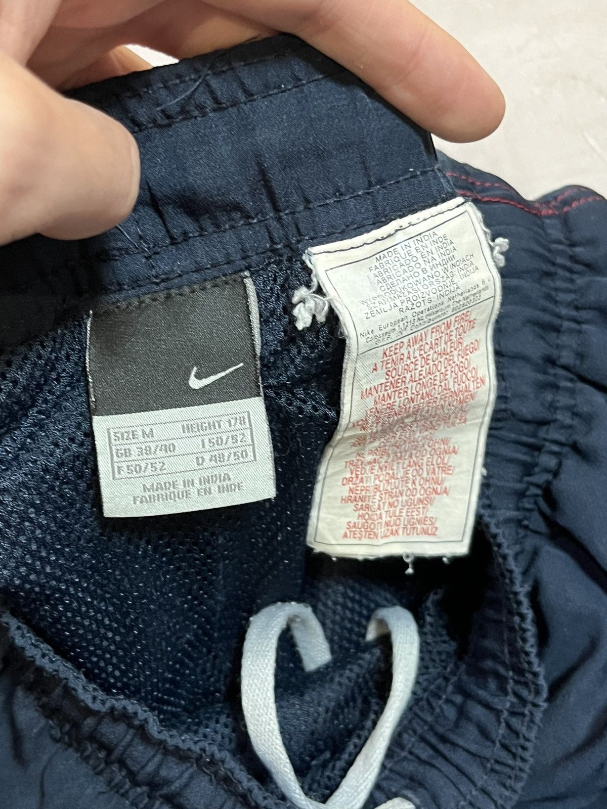 Nike × Vintage Nike Vintage FC Barcelona Nylon Pants Total 90 Size US 32 / EU 48 - 7 Thumbnail