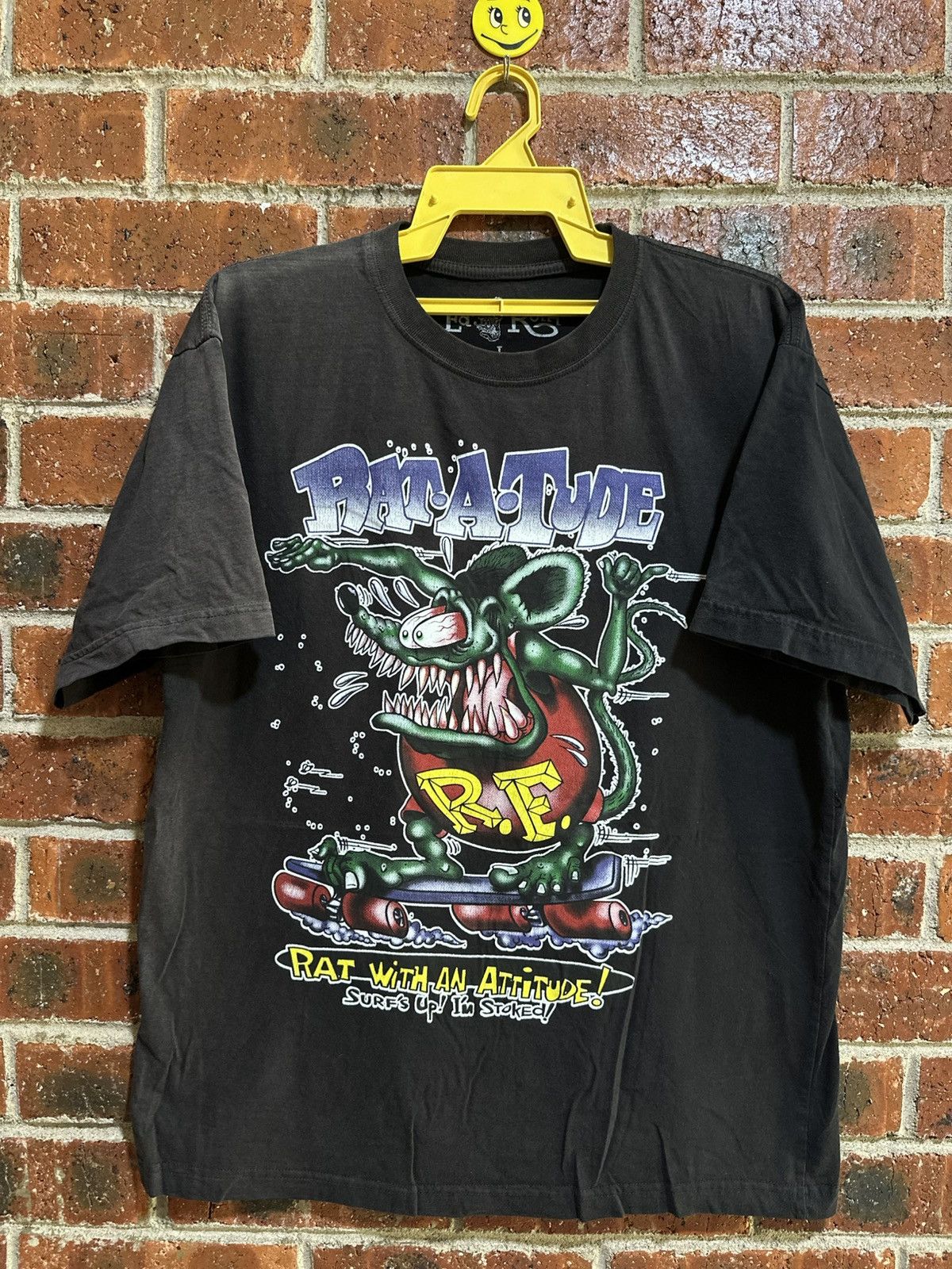 Vintage Thrashed Vintage Rat Fink A Tude Sun Faded Skateboard Tee Size US L / EU 52-54 / 3 - 1 Thumbnail
