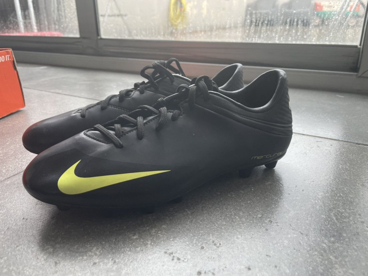 Nike Nike Mercurial Veloci 5 HG-E Size US 10 / EU 43 - 1 Thumbnail