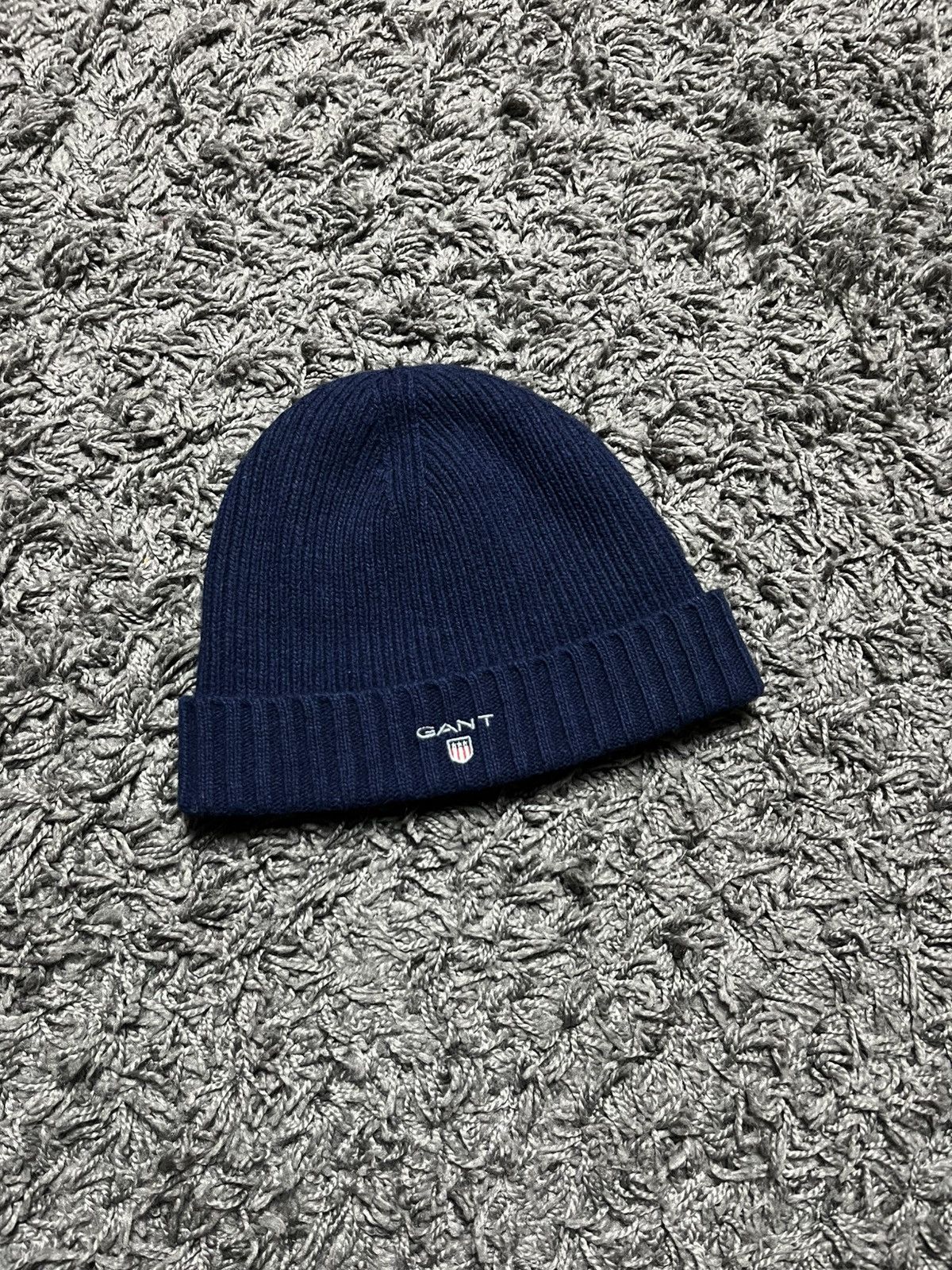 Gant GANT Embroidered Shield Beanie - Dark Blue Wool 80% Size ONE SIZE - 1 Thumbnail
