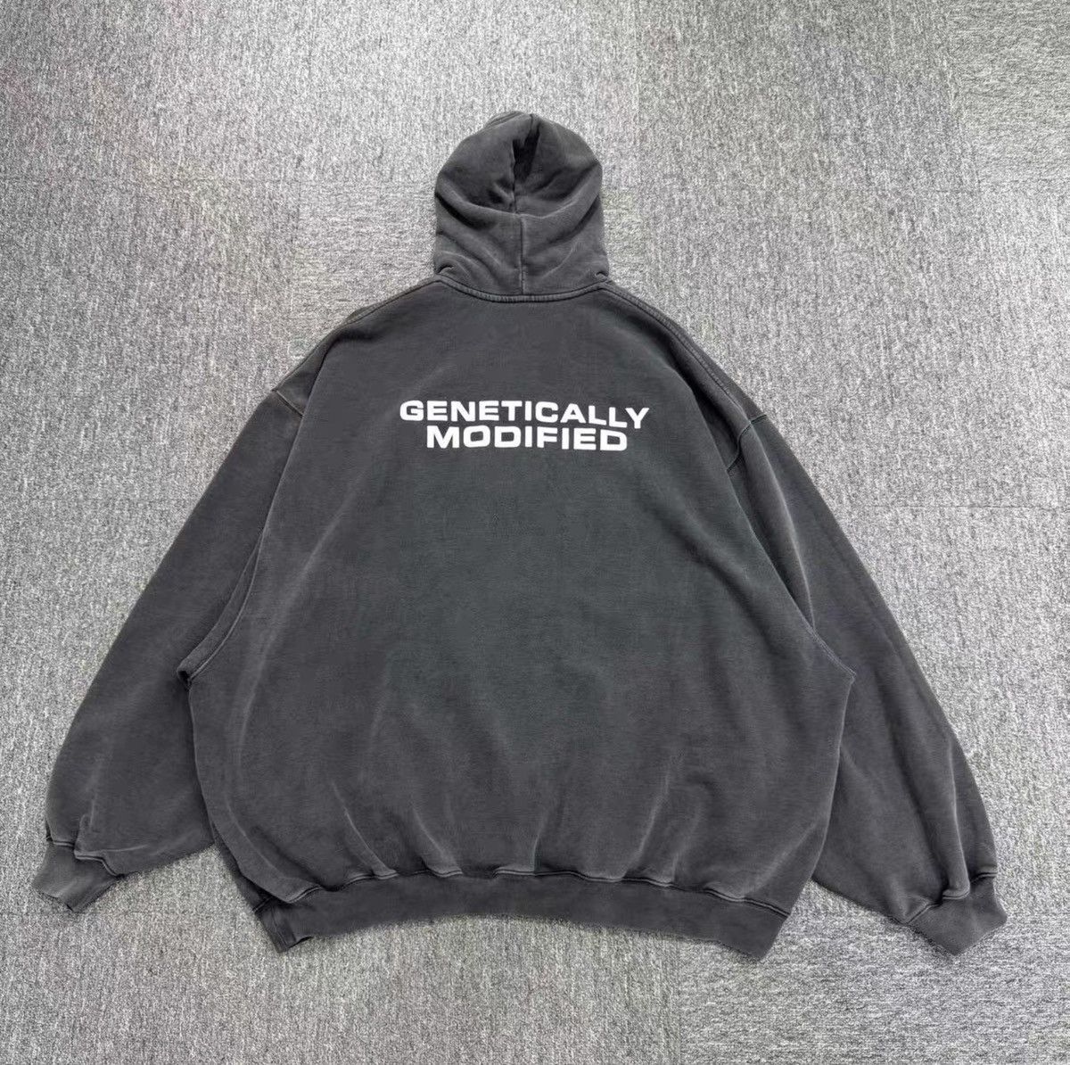 Vetements Vetements hoodie Size US XL / EU 56 / 4 - 2 Thumbnail