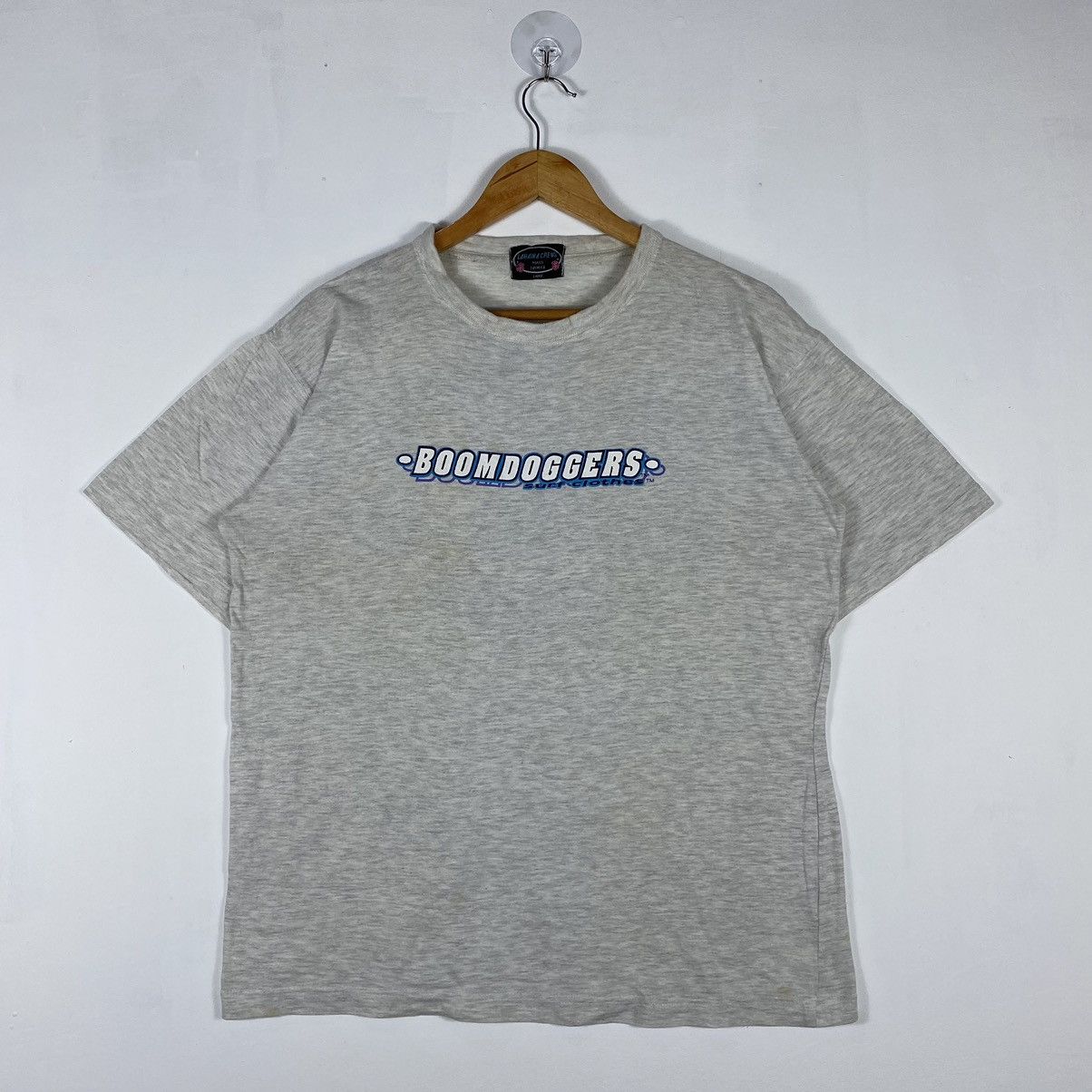 Vintage VINTAGE 90's BOOMDOGGERS SURF CLOTHES SURFING APPAREL TEE Size US L / EU 52-54 / 3 - 4 Thumbnail