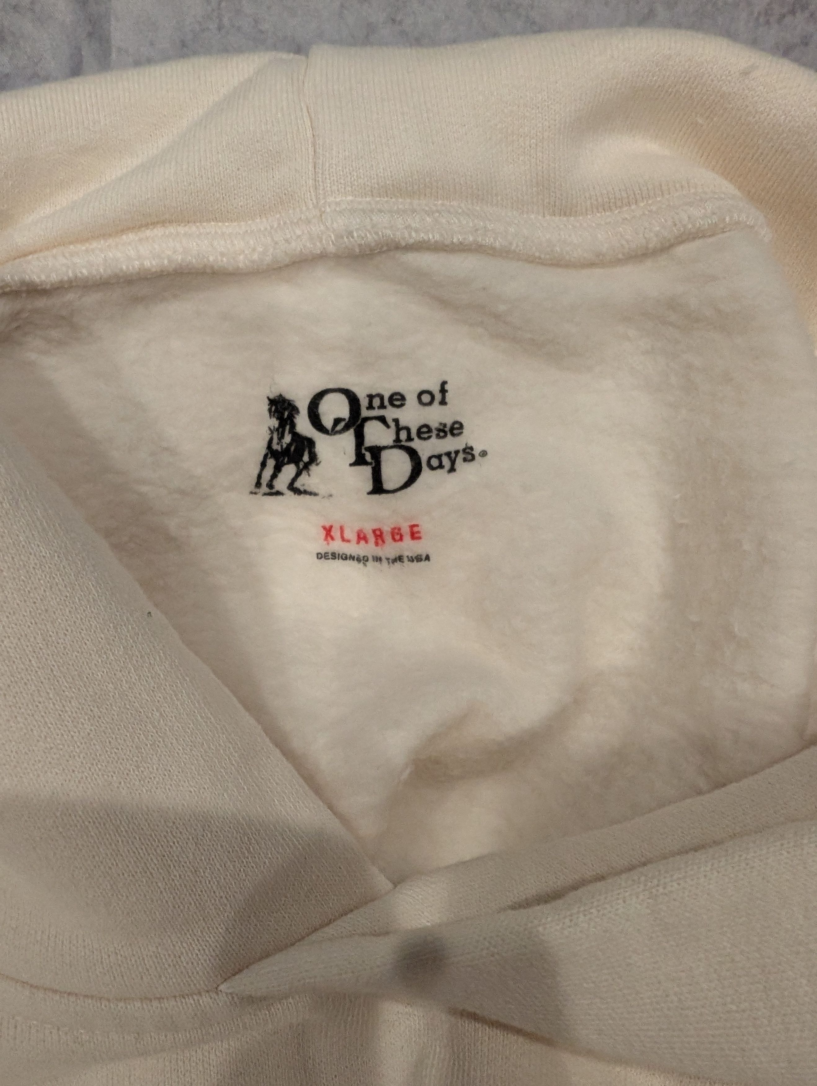 One of These Days One of these days Cream Hoodie XL Size US XL / EU 56 / 4 - 5 Thumbnail