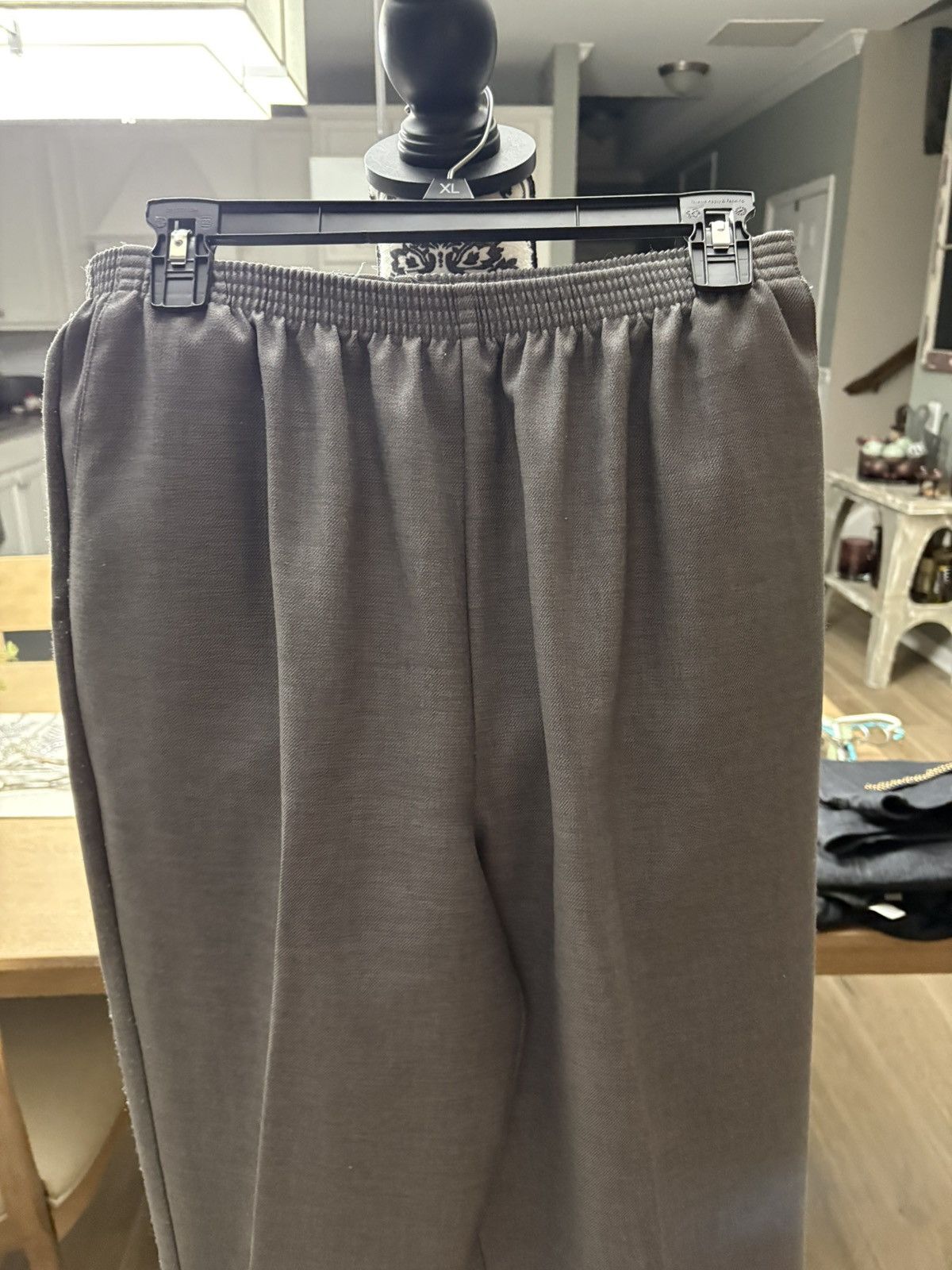 Other Alfred Dunner size 14 elastic waist pants Size 36" / US 14 / IT 50 - 2 Thumbnail