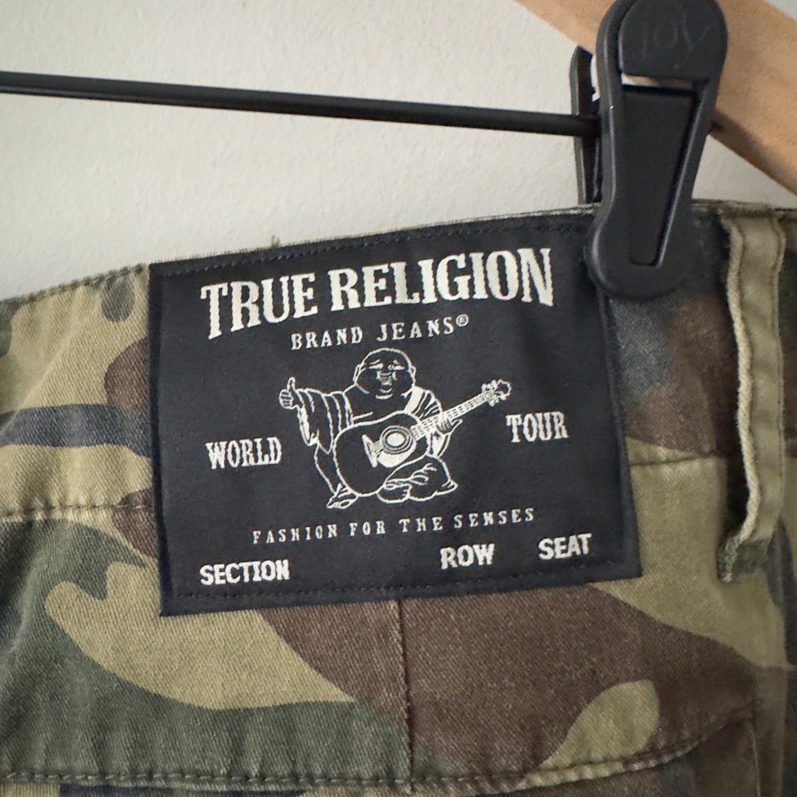 True Religion True Religion Camo Cargo Shorts Camouflage Pockets Zip Y2K Size US 38 / EU 54 - 5 Thumbnail