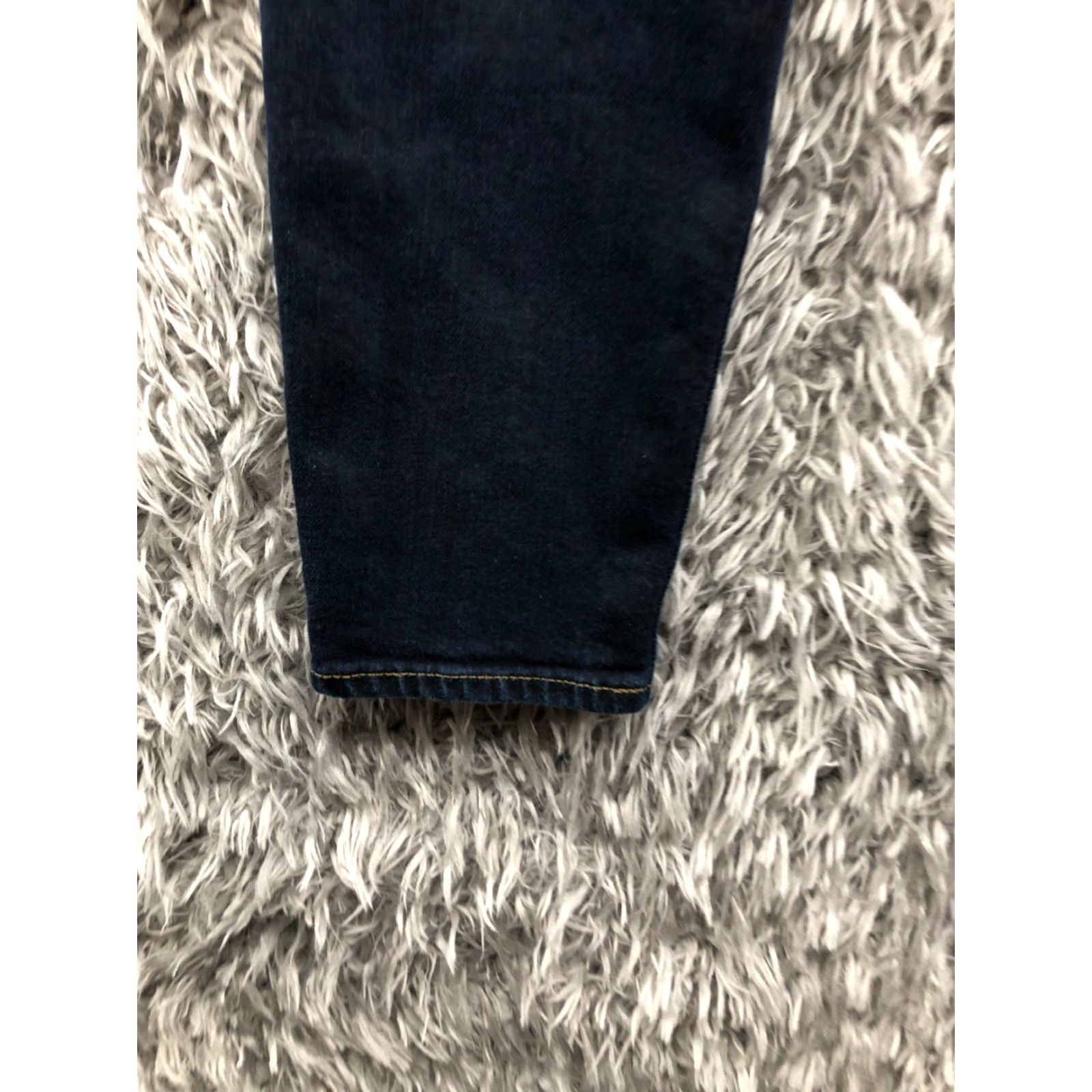 Gap Gap 1969 Jeans Skinny Denim Dark Wash Blue Size 28 Womens Regular Rise 5-Pocket Button Zipper Cotton Vintage: No (note: do not include N/A) Size 28" / US 6 / IT 42 - 7 Thumbnail