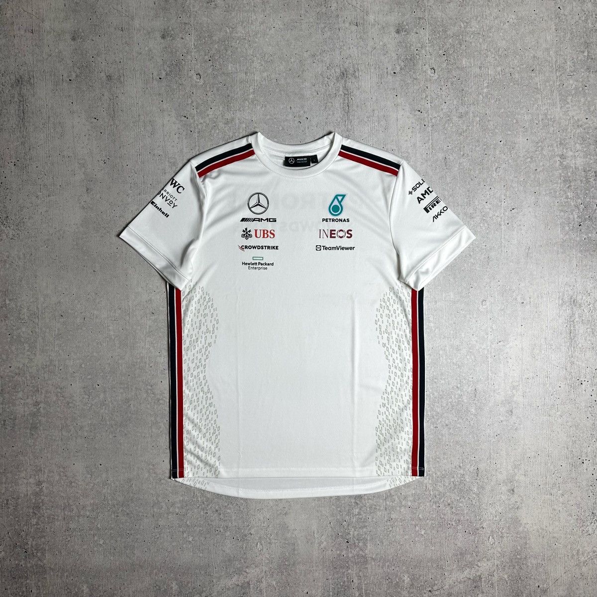 Mercedes-Benz × Tommy Hilfiger Formula Uno Mercedes Benz AMG Petronas T shirt Jersey Size US L / EU 52-54 / 3 - 1 Thumbnail