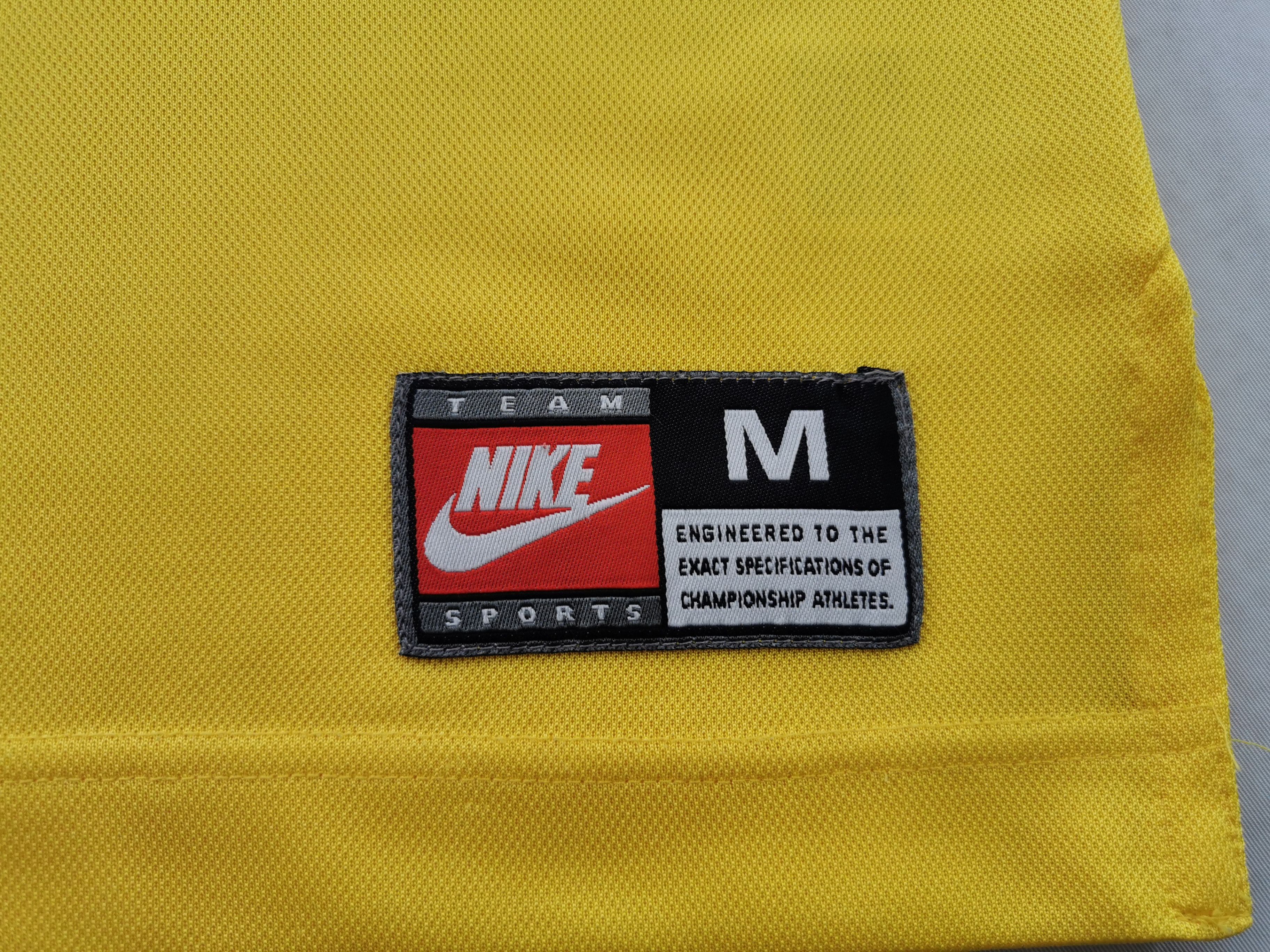 Nike Vintage 90s Brazil Ronaldo #9 WorldCup Football by Nike Size US M / EU 48-50 / 2 - 5 Thumbnail