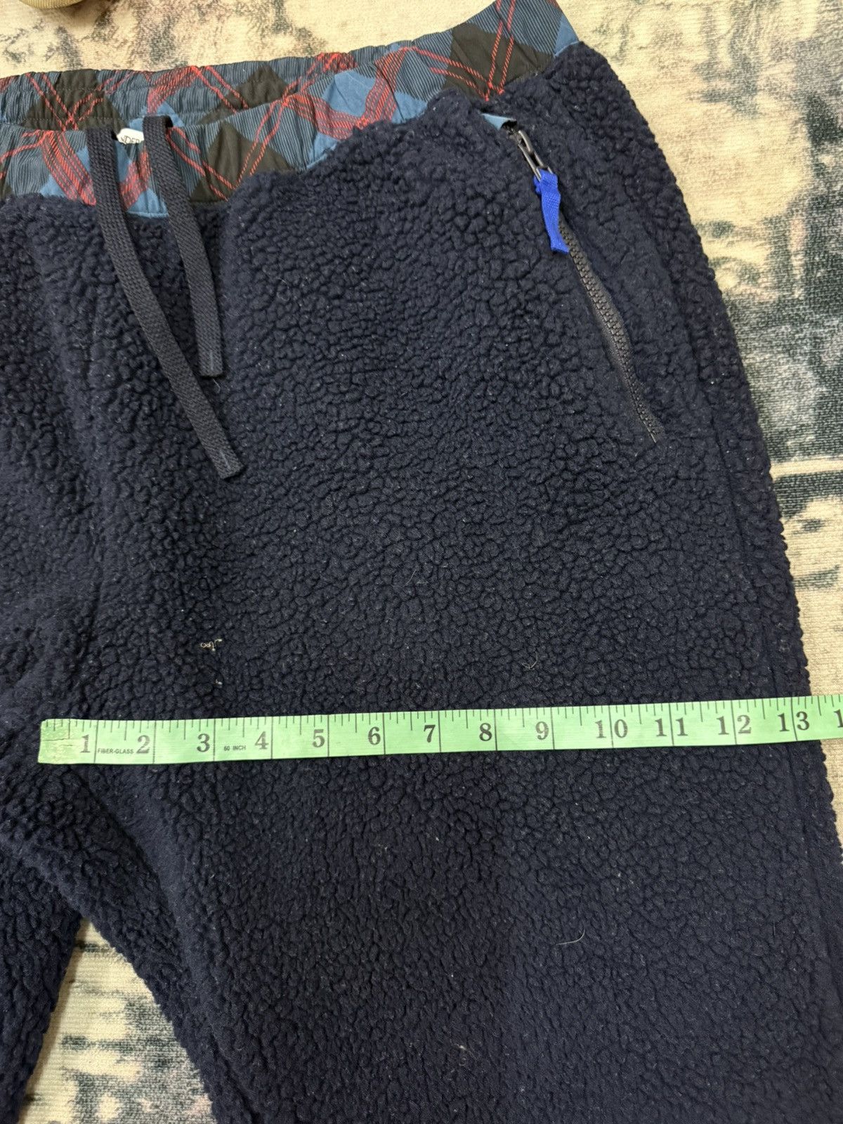 JW Anderson × Japanese Brand × Uniqlo Uniqlo J.W. anderson Shearling Fleece Sweatpants Size US 36 / EU 52 - 13 Thumbnail
