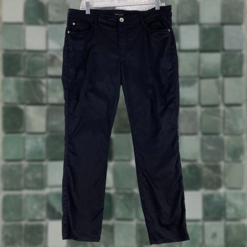 Massimo Dutti Massimo Dutti Black Straight Leg Pants Womens Size 10 Mid-Rise Casual) Size 32" / US 10 / IT 46 - 1 Thumbnail