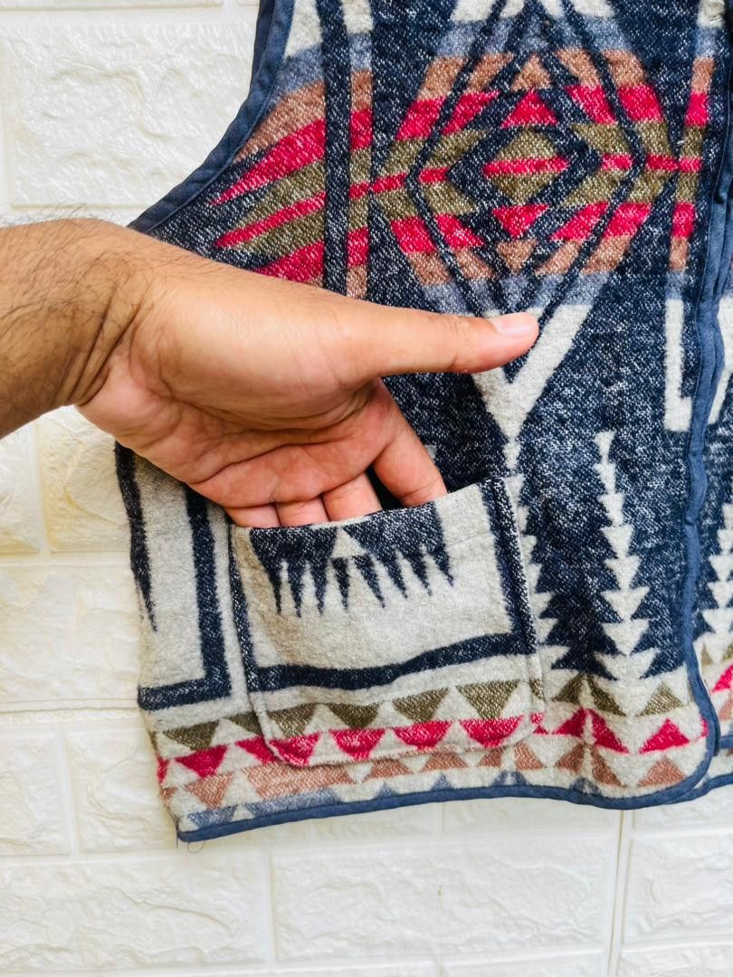 Japanese Brand × Vintage Vintage Multicolour Vest Designer Fashion Style Size US M / EU 48-50 / 2 - 4 Thumbnail