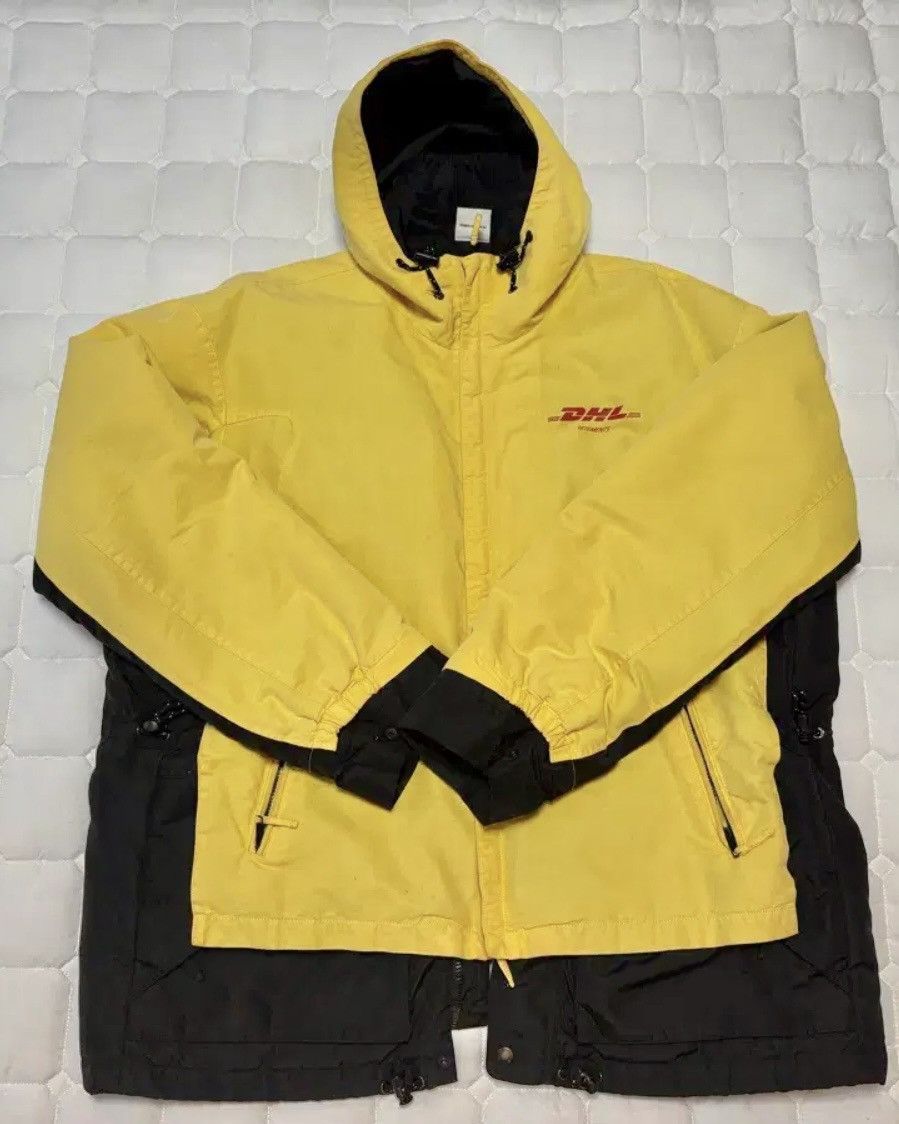 Vetements Vetements DHL Jacket Size US M / EU 48-50 / 2 - 1 Thumbnail