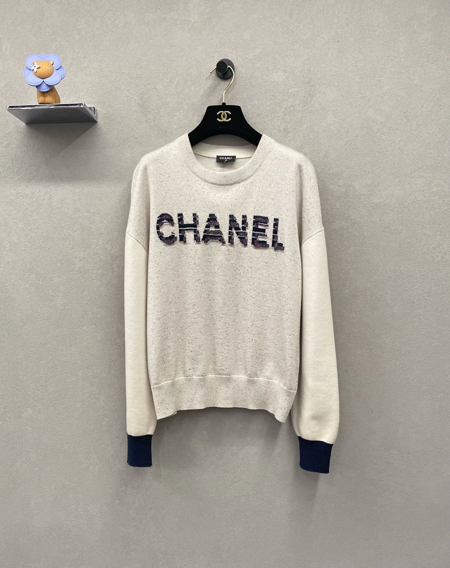 Chanel Chanel Long-Sleeve Knit Sweater Size S / US 4 / IT 40 - 1 Thumbnail