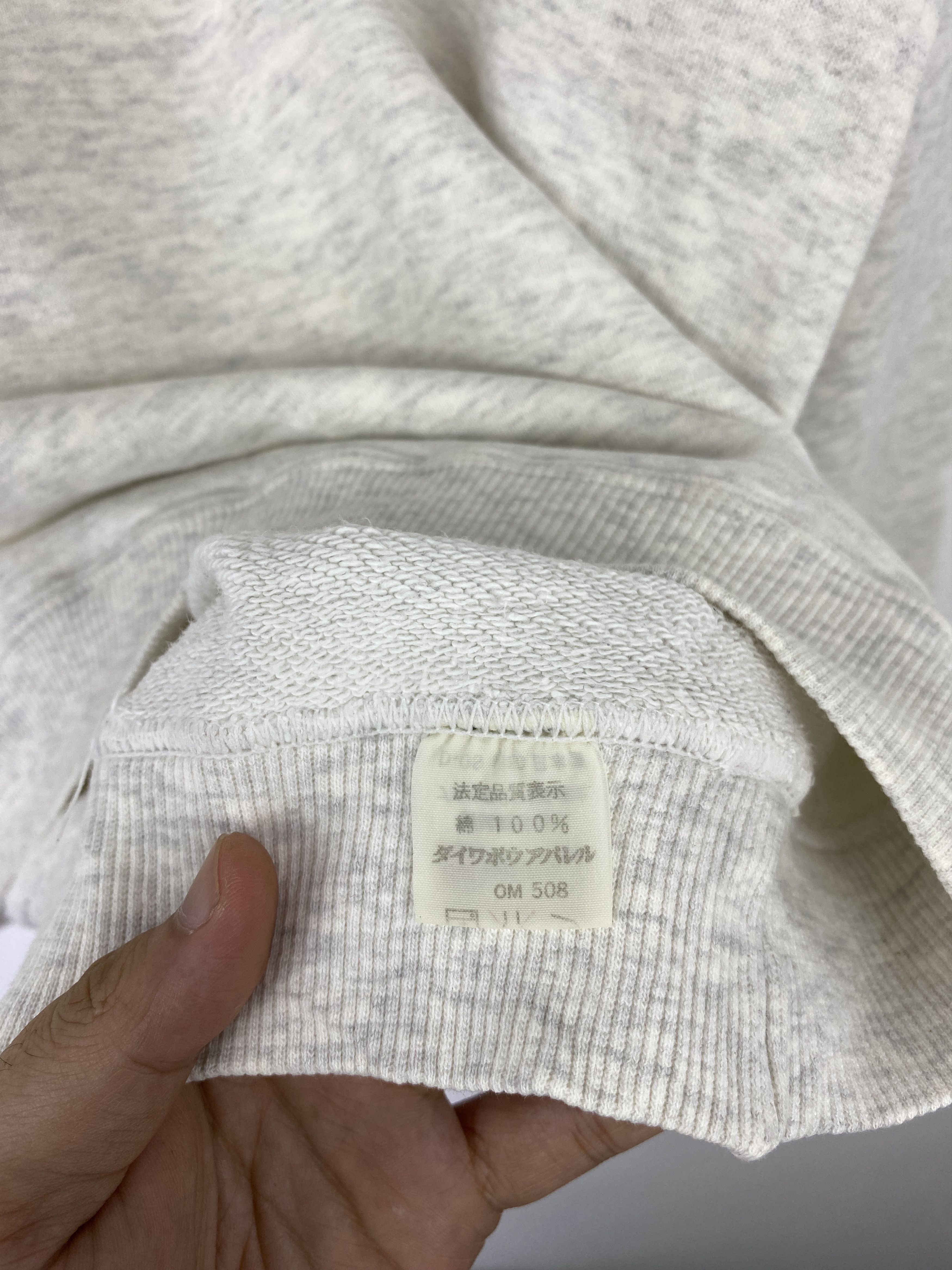 Hanes Vintage 90s Hanes Spell Out Crewneck Sweatshirt SH0479 Size US L / EU 52-54 / 3 - 9 Thumbnail