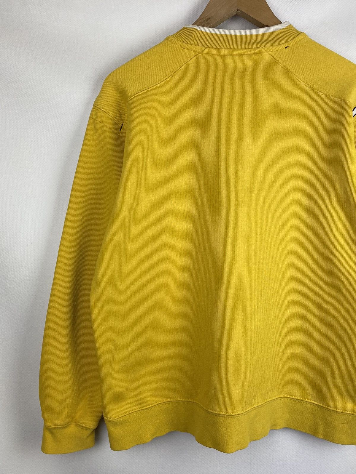 Nike VTG 90s Nike Big Logo Embroidered Sweatshirt Pullover Size US S / EU 44-46 / 1 - 17 Thumbnail
