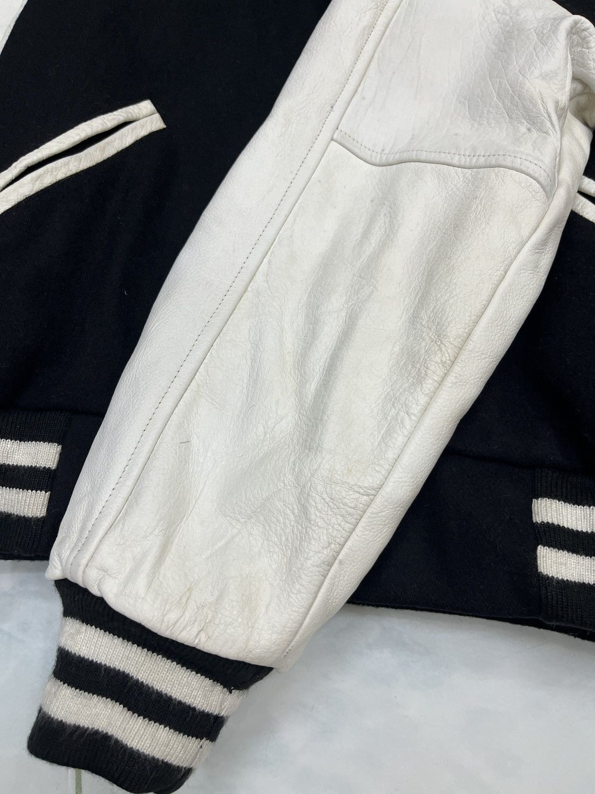 Other 🔥🔥🔥STEALS VARSITY LEATHER SLEEVE JACKET Size US M / EU 48-50 / 2 - 10 Thumbnail