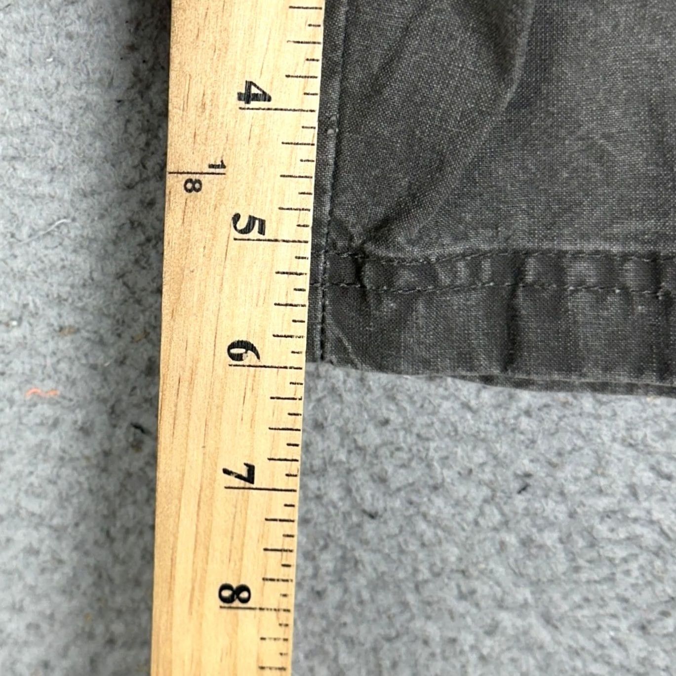 Vintage VINTAGE LL. Bean Cargo Shorts Men 44 Gray Tropic Weight Elastic Waist Pockets Cargo Pocket Adjustable Waistband Summer Outdoor Casual Workwear Size US 44 / EU 60 - 5 Thumbnail
