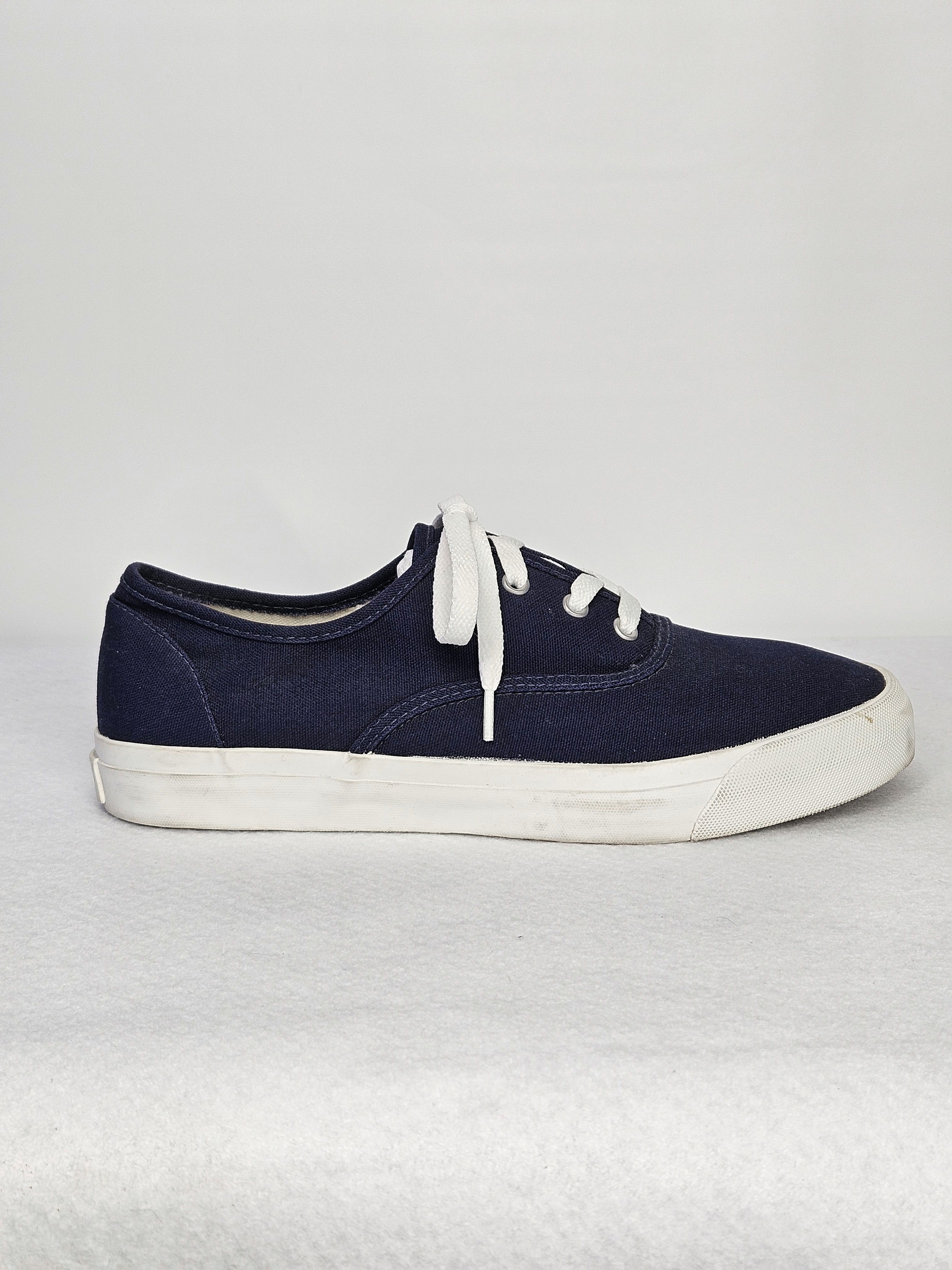Pro-Keds Pro Keds Size 9 Sneakers Blue Navy Cotton Canvas Flats Lace Size US 9 / IT 39 - 4 Thumbnail