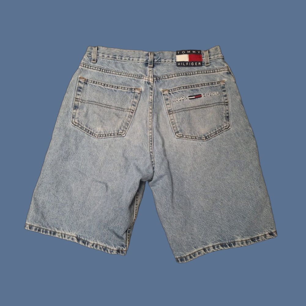 Tommy Hilfiger VINTAGE Tommy Hilfiger Embroidered Retro Shorts Mens Size 33 Denim 90s Jorts Size US 33 - 1 Thumbnail