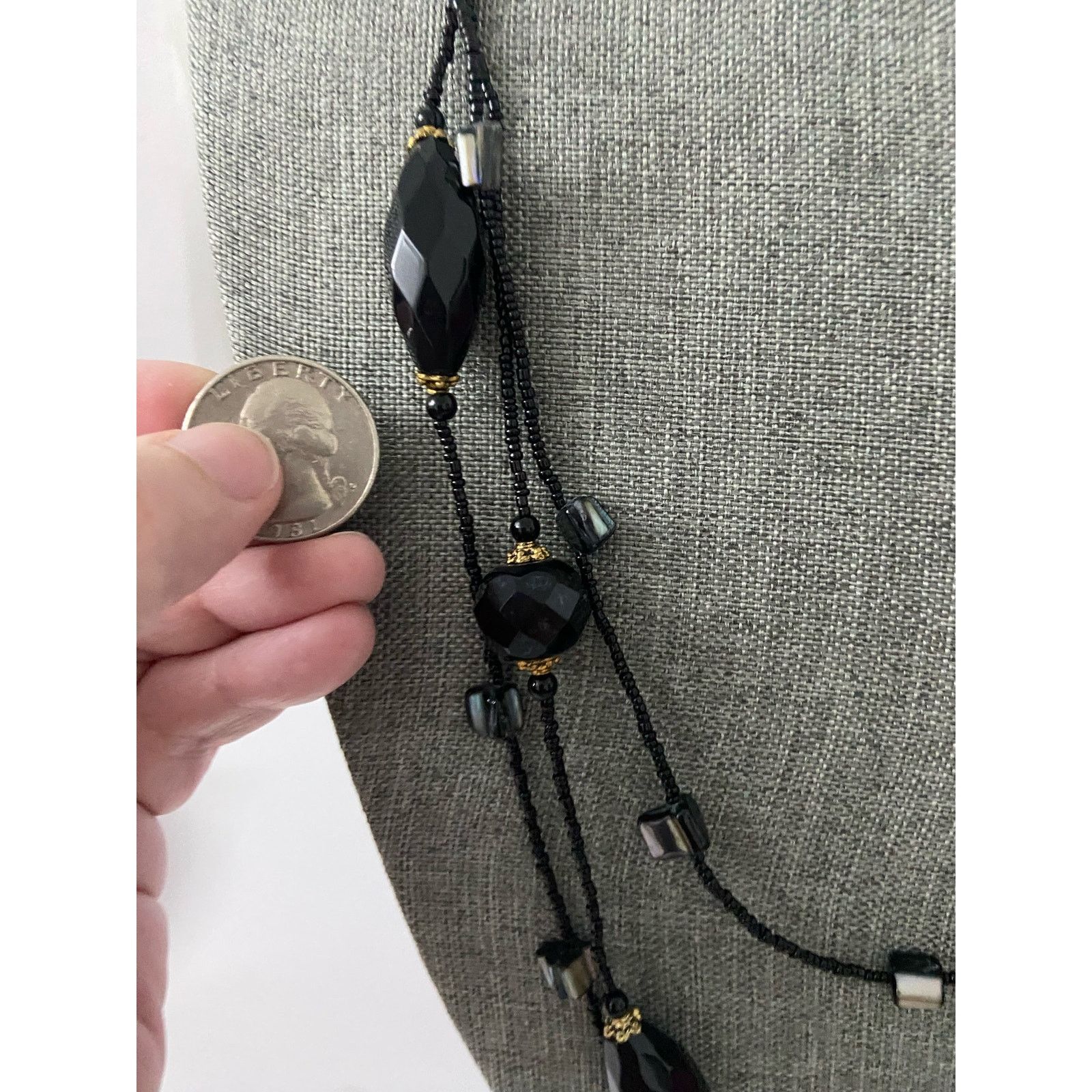 Other Layered black bead and shell necklace Size ONE SIZE - 3 Thumbnail
