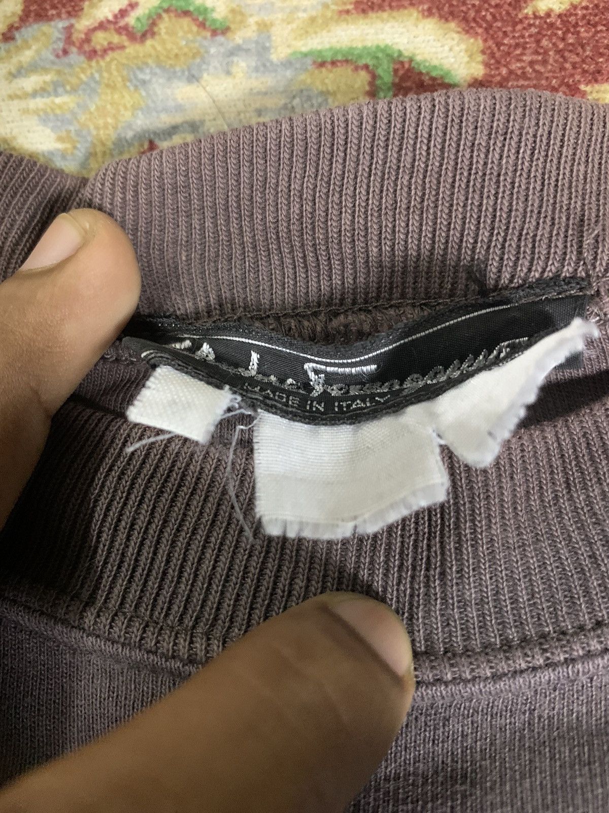 Salvatore Ferragamo × Vintage 90s SALVATORE FERRAGAMO EMBROIDERED LOGO SWEATSHIRT FADED Size US M / EU 48-50 / 2 - 7 Thumbnail