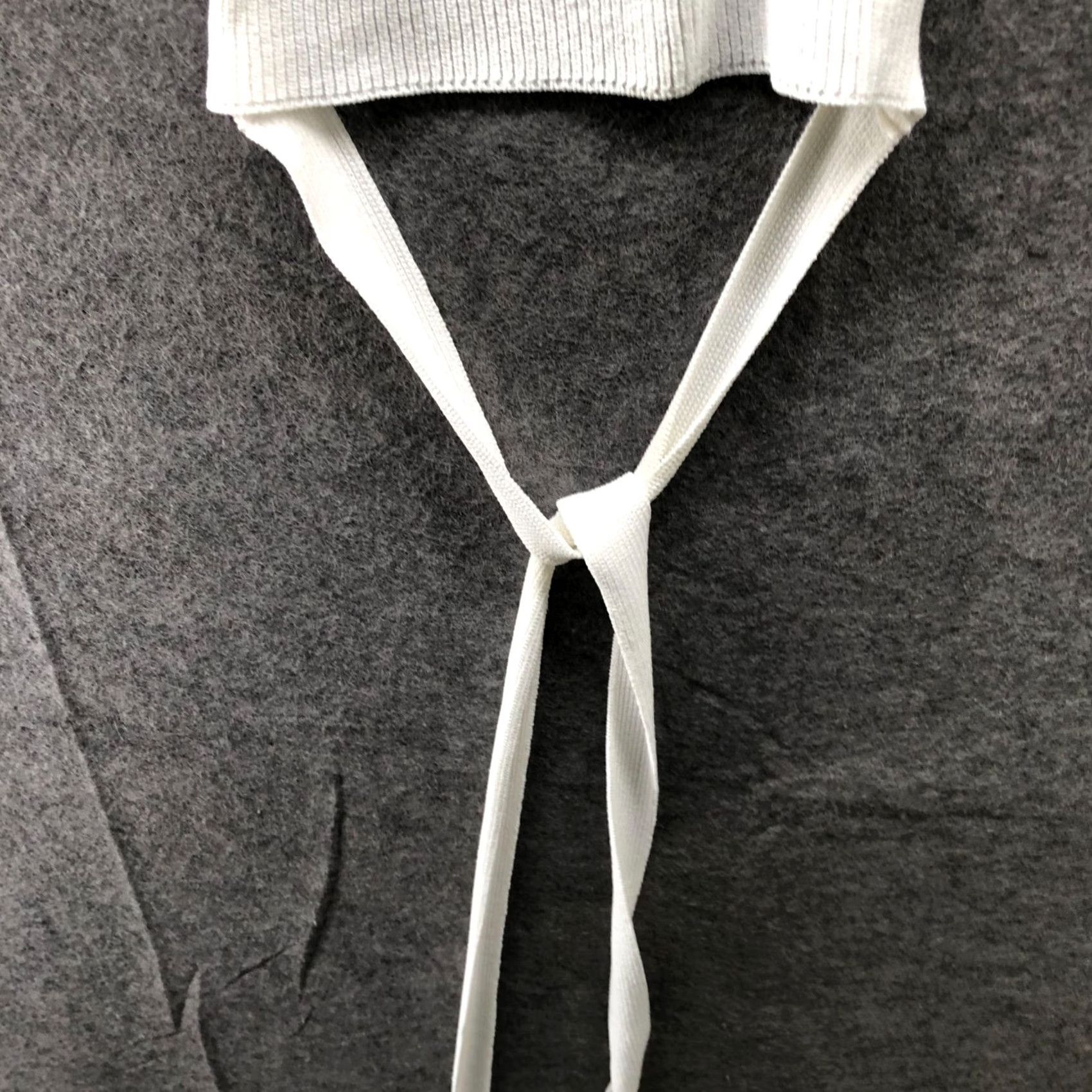 Urban Outfitters VINTAGE Urban Outfitters Knit Square Neck Tank Top Womens XS White Tie Around Waist Size XS / US 0-2 / IT 36-38 - 4 Thumbnail