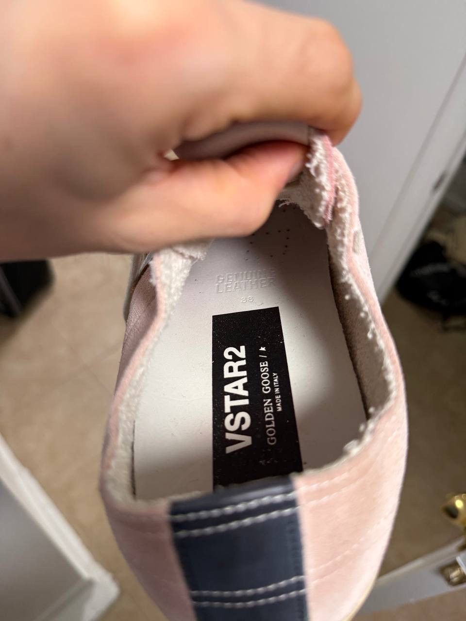 Golden Goose Golden Goose V-Star LTD Sneakers in Pink Suede womens Size US 8 / IT 38 - 7 Thumbnail