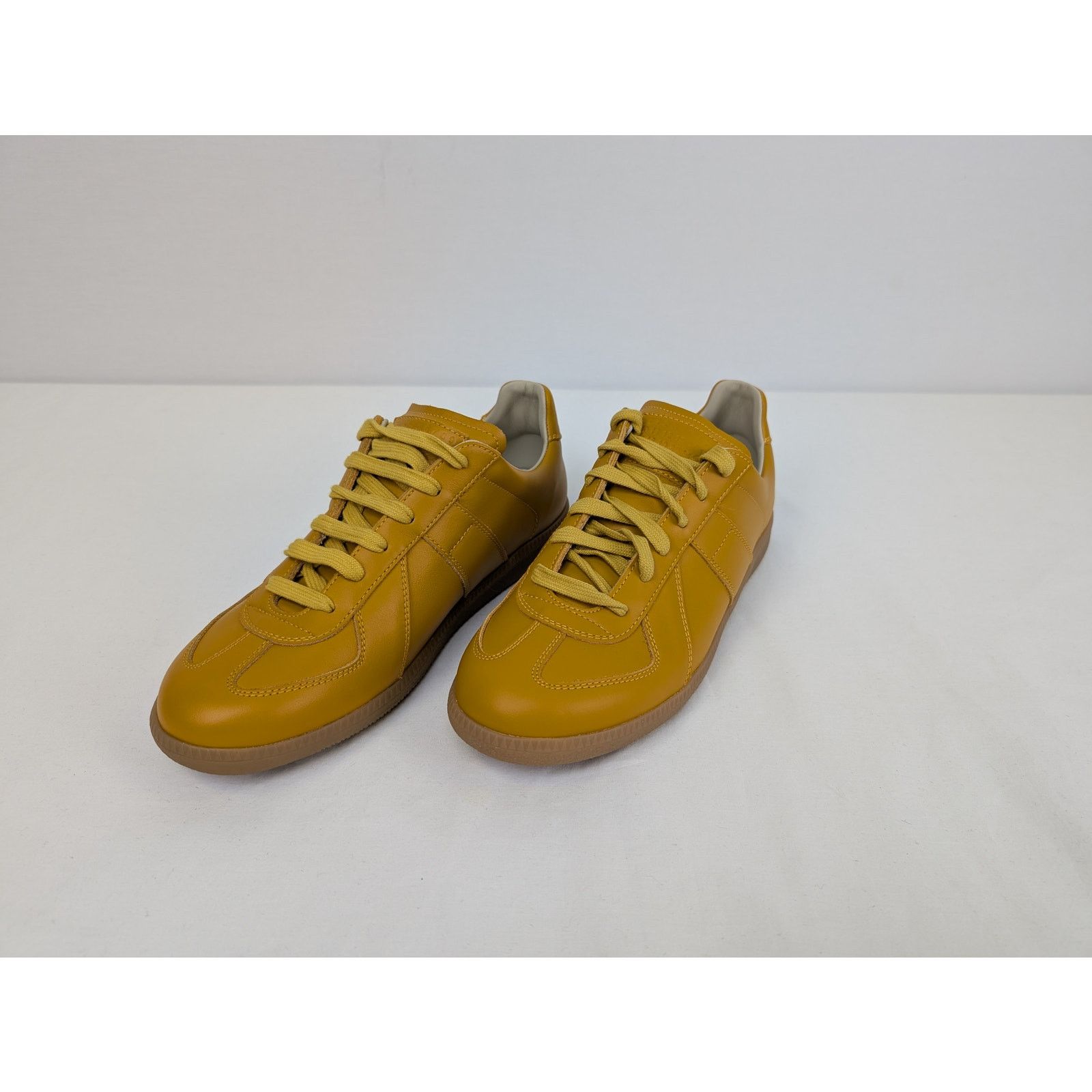 Maison Margiela o1rshd1 Low-Top Sneakers in Mustard Yellow Size US 8 / EU 41 - 9 Thumbnail