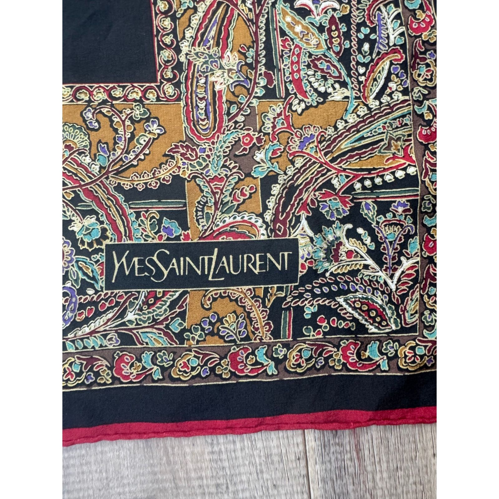 Yves Saint Laurent Yves Saint Laurent 80s Silk Paisley-Inspired Scarf Size ONE SIZE - 3 Thumbnail