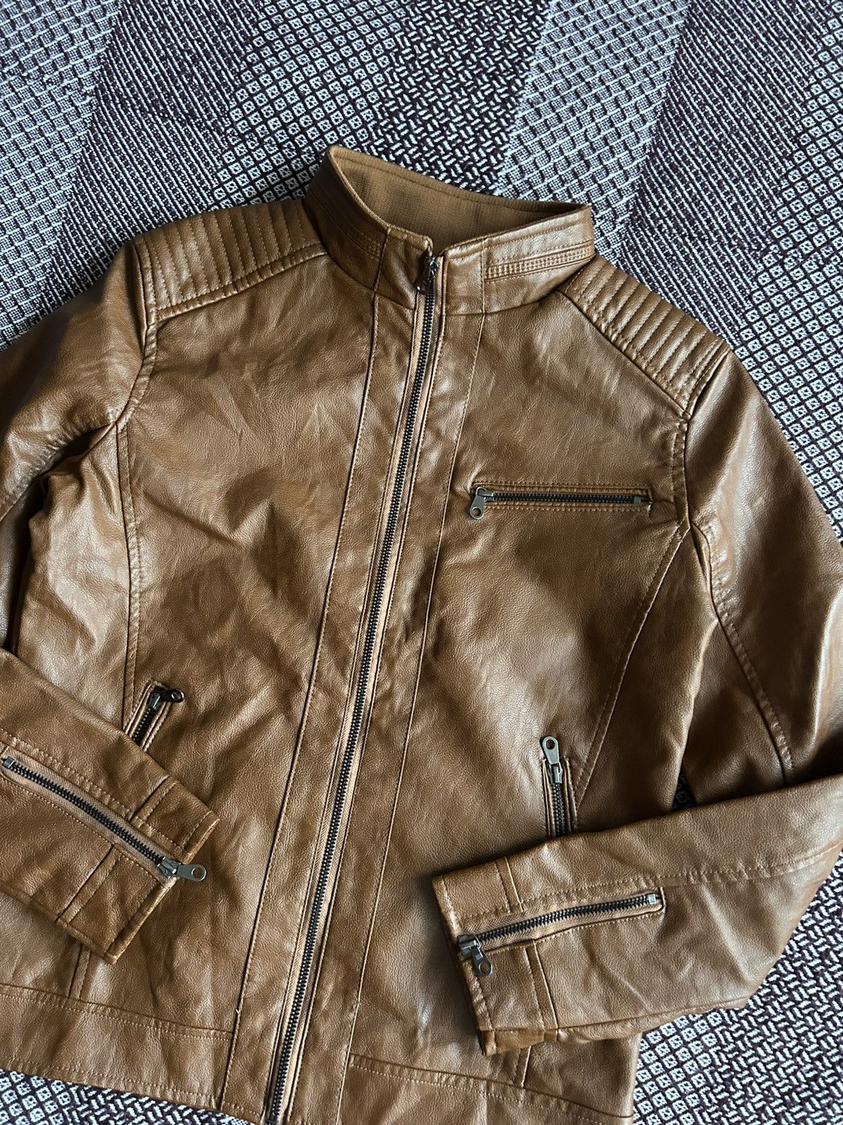 Leather Vintage Leather Bomber Jacket Japanese Vibe Solid Style Sz L Size L / US 10 / IT 46 - 6 Thumbnail