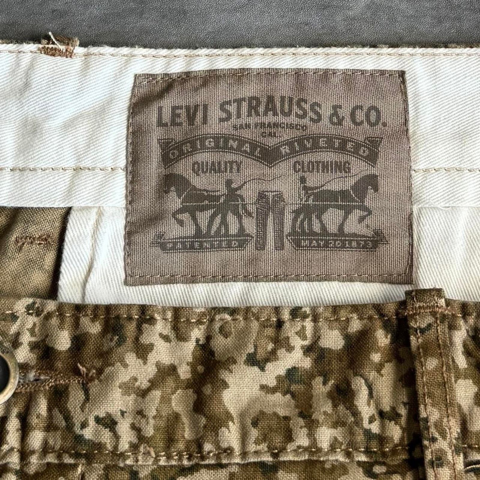 Levi's × Levi's Vintage Clothing Vintage Y2K Levi’s Baggy Camo Cargo Grunge Opium Pants Size US 38 / EU 54 - 4 Thumbnail