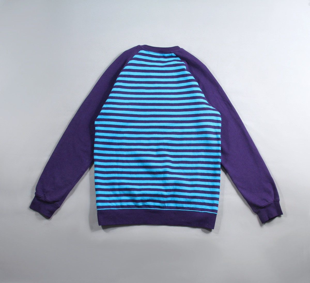 Adidas Adidas x Real Madrid Vintage 2012 Purple Sweater Soccer M Size US M / EU 48-50 / 2 - 3 Thumbnail