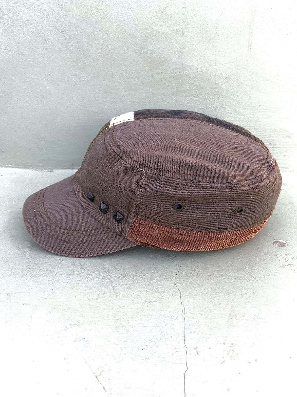 If Six Was Nine 2000s camo button studded patrol hat Size ONE SIZE - 2 Thumbnail