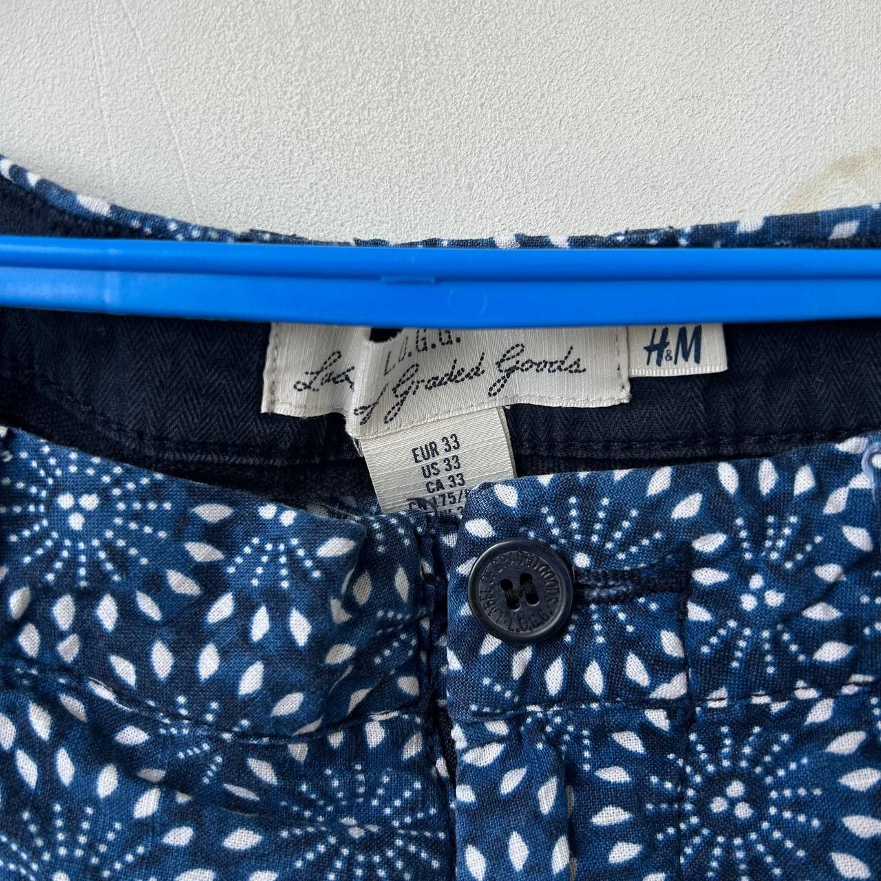 H&M H&M pattern short #1350 Size US 33 - 3 Thumbnail
